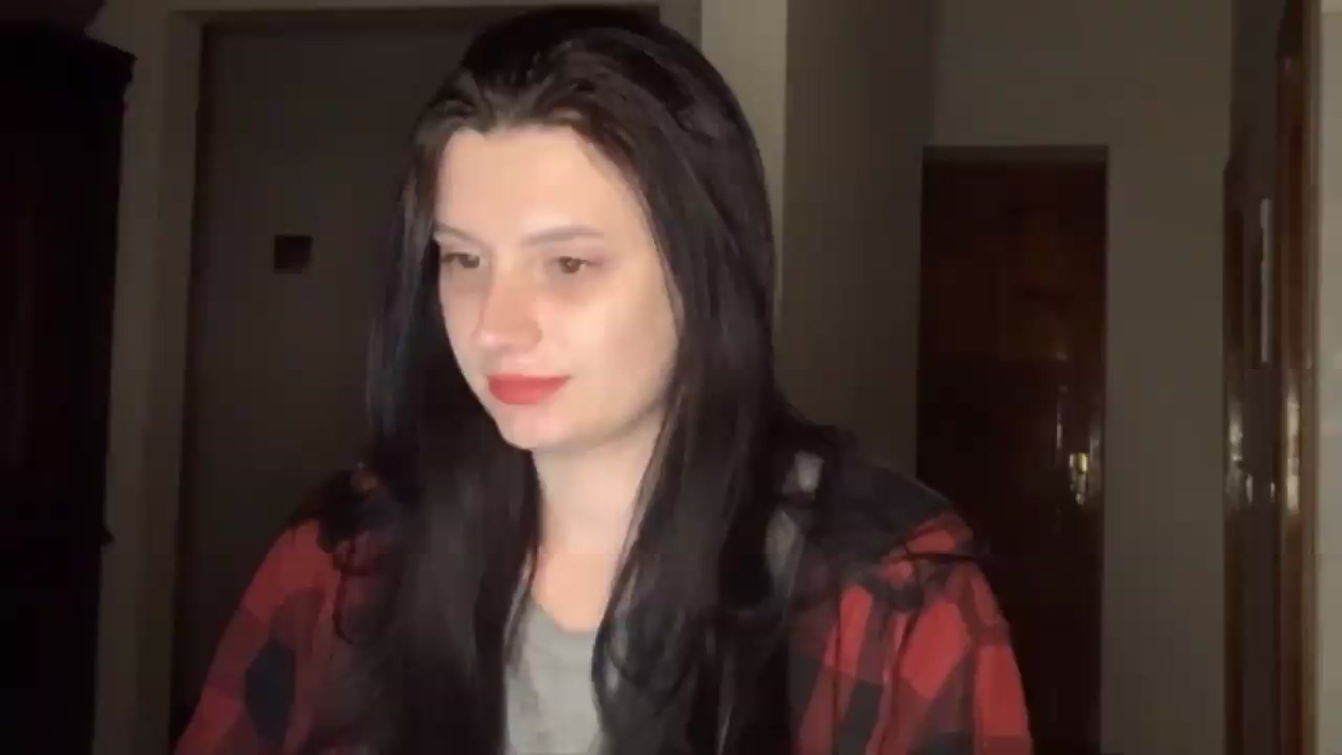 Gallery image thumbnail from PotatoChipss's myfreecams stream on, 05/05/2026, 19:24 image 6 of 20