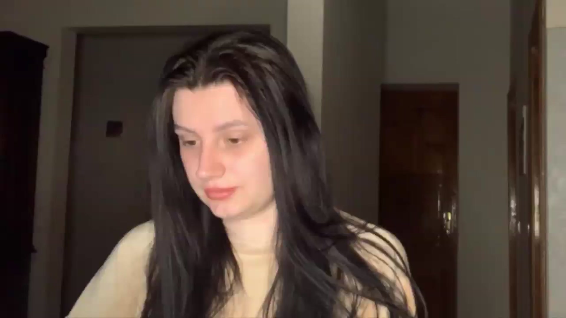 Gallery image thumbnail from PotatoChipss's myfreecams stream on, 05/09/2026, 20:25 image 7 of 20