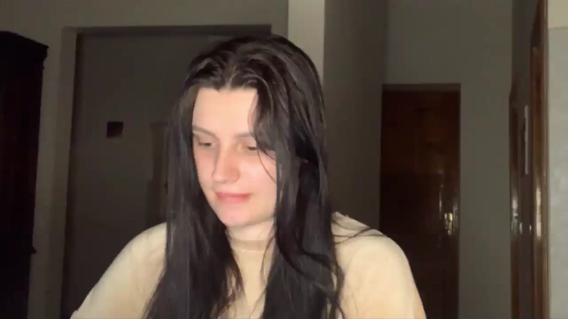 Gallery image thumbnail from PotatoChipss's myfreecams stream on, 05/09/2026, 20:25 image 18 of 20