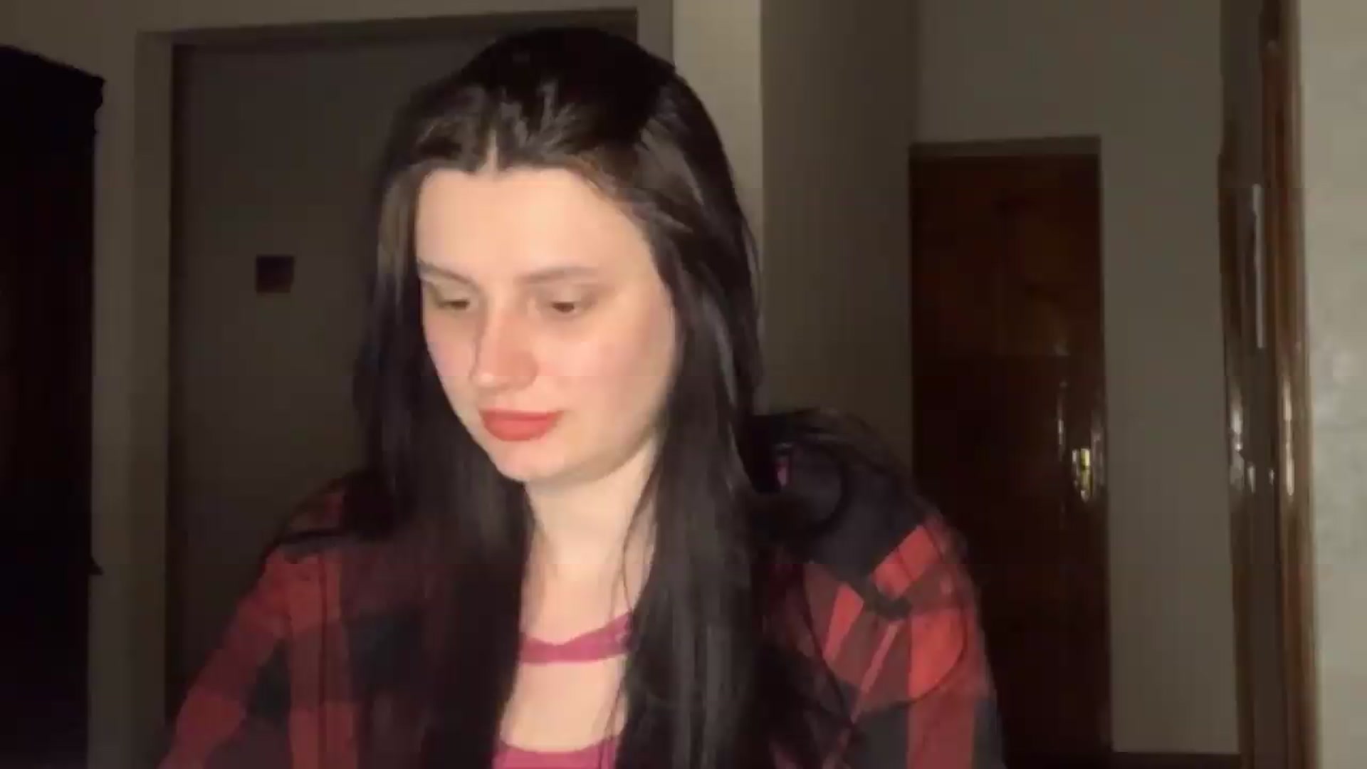 Gallery image thumbnail from PotatoChipss's myfreecams stream on, 05/14/2026, 20:09 image 19 of 20