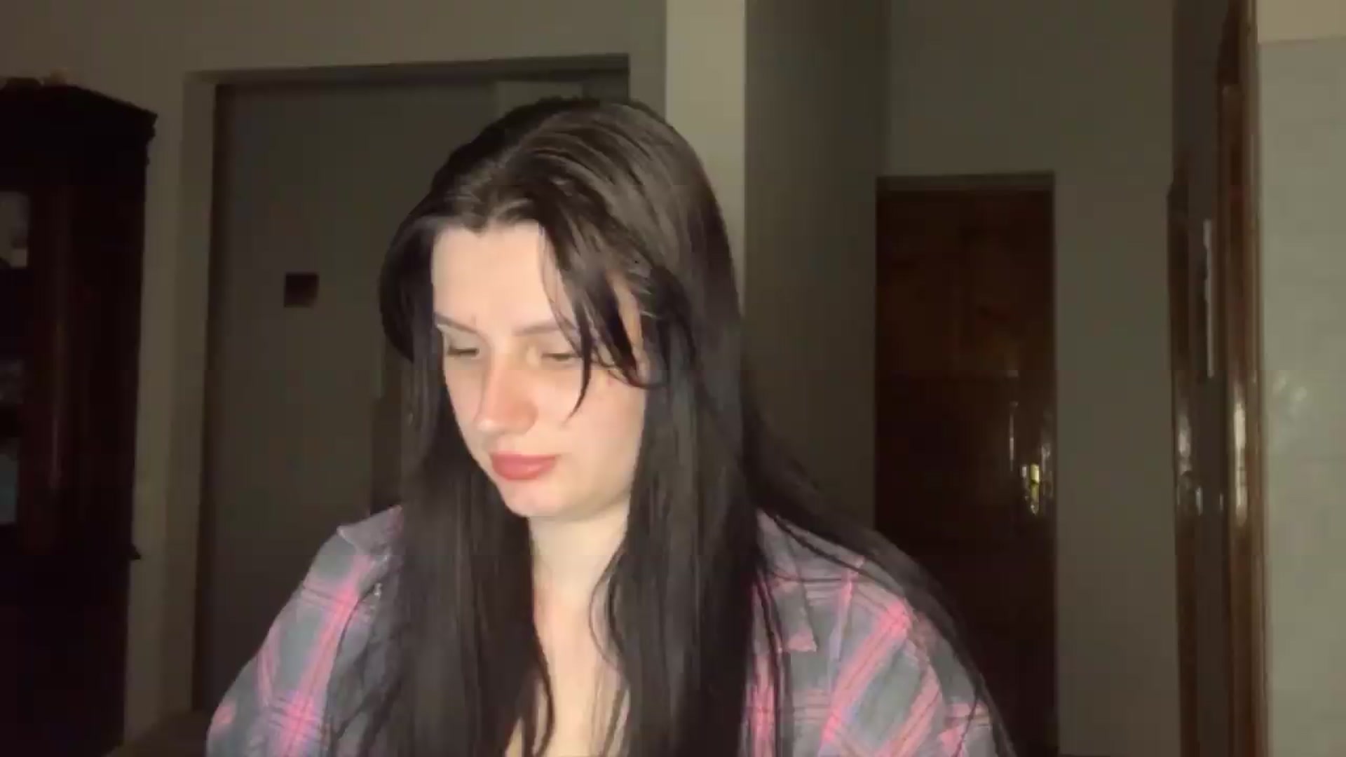 Gallery image thumbnail from PotatoChipss's myfreecams stream on, 06/08/2026, 20:43 image 8 of 20