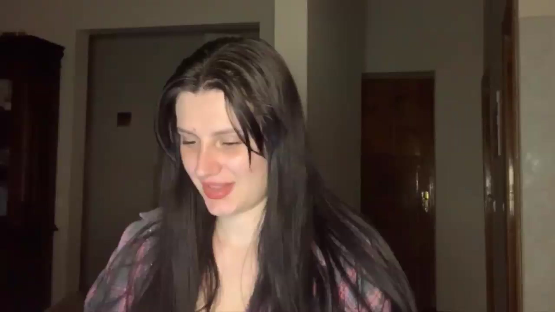 Gallery image thumbnail from PotatoChipss's myfreecams stream on, 06/08/2026, 20:43 image 6 of 20