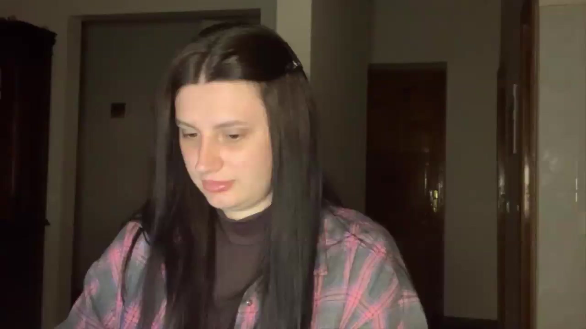 Gallery image thumbnail from PotatoChipss's myfreecams stream on, 06/15/2026, 21:14 image 10 of 20