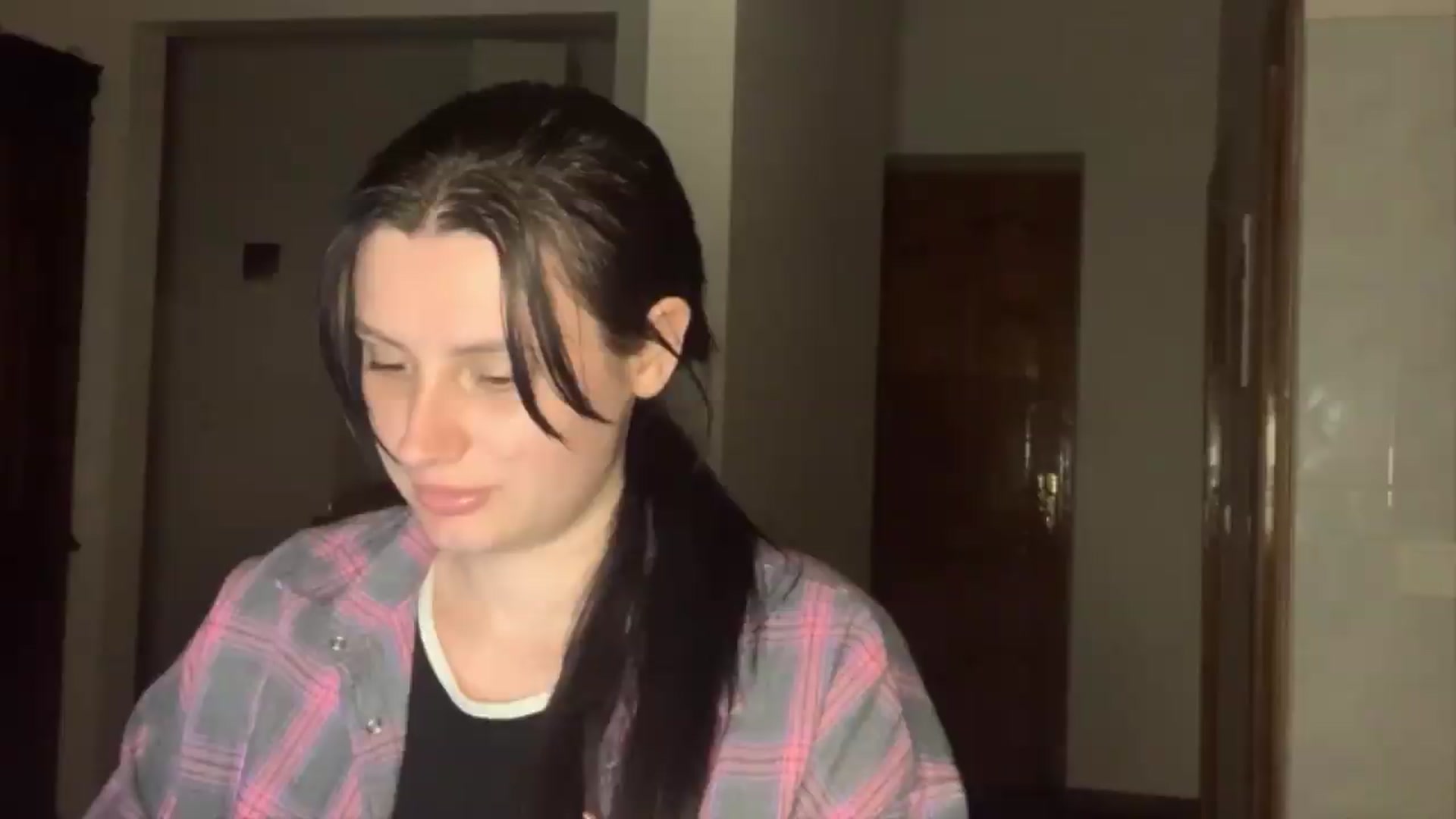 Gallery image thumbnail from PotatoChipss's myfreecams stream on, 06/21/2026, 20:50 image 15 of 20