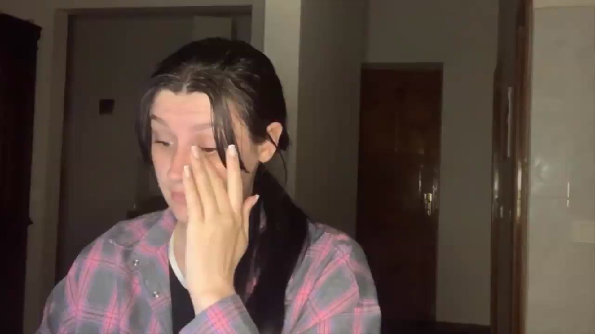 Gallery image thumbnail from PotatoChipss's myfreecams stream on, 06/21/2026, 20:50 image 19 of 20
