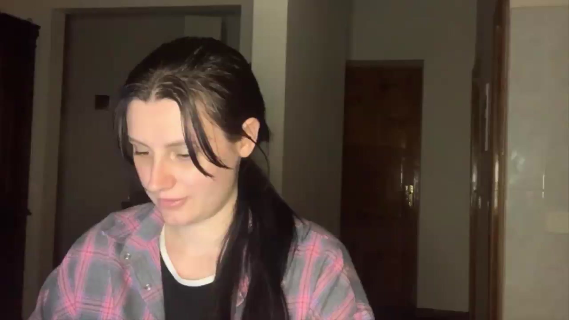 Gallery image thumbnail from PotatoChipss's myfreecams stream on, 06/21/2026, 20:50 image 18 of 20