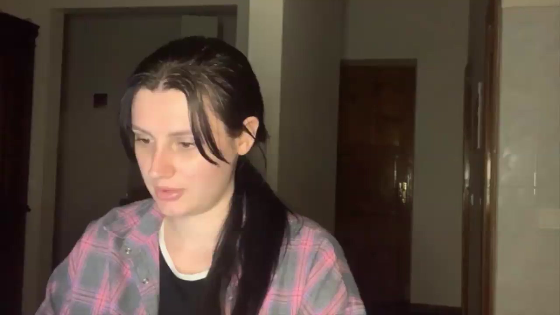 Gallery image thumbnail from PotatoChipss's myfreecams stream on, 06/21/2026, 20:50 image 17 of 20