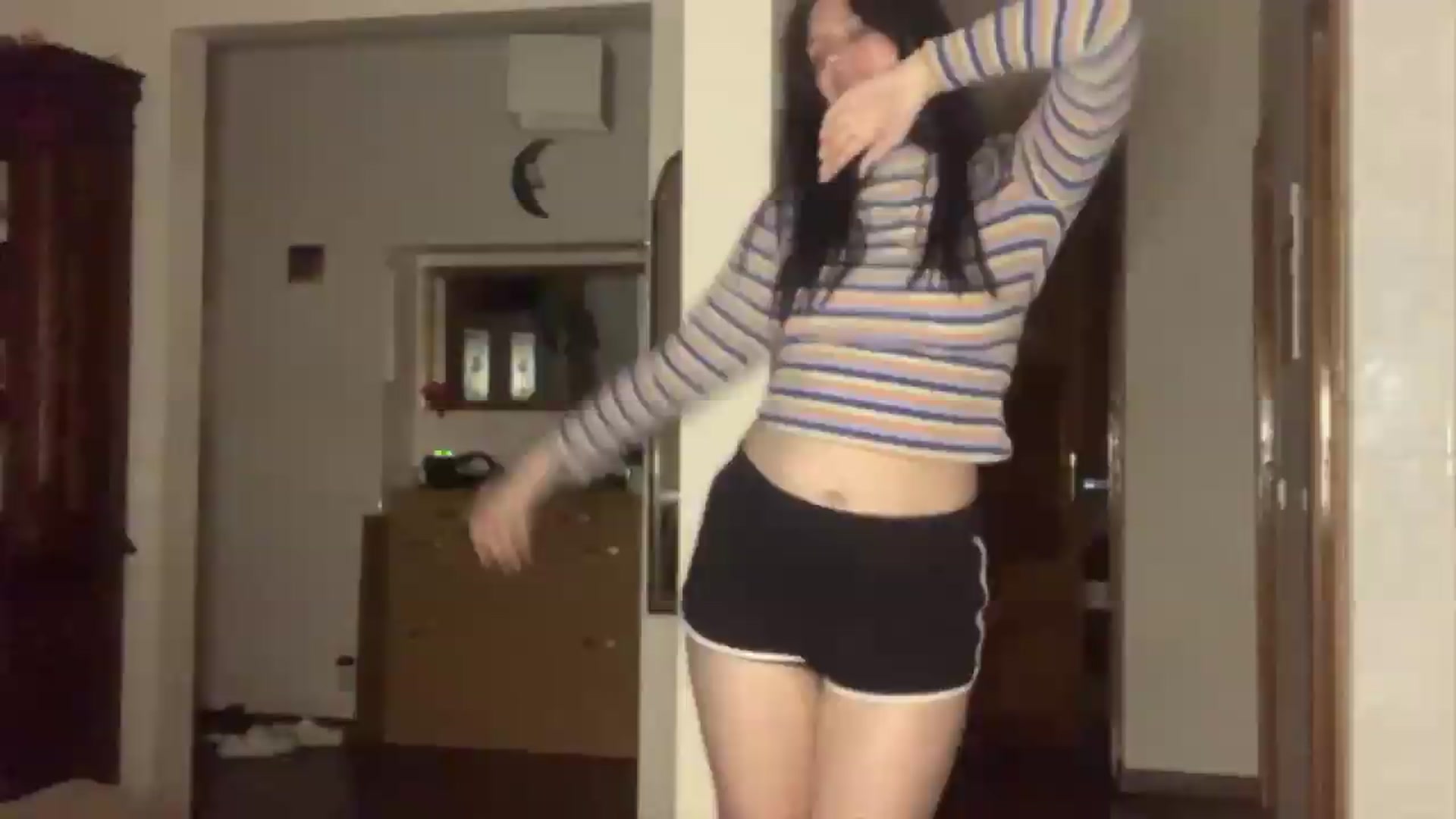 Gallery image thumbnail from PotatoChipss's myfreecams stream on, 06/22/2026, 19:55 image 6 of 20