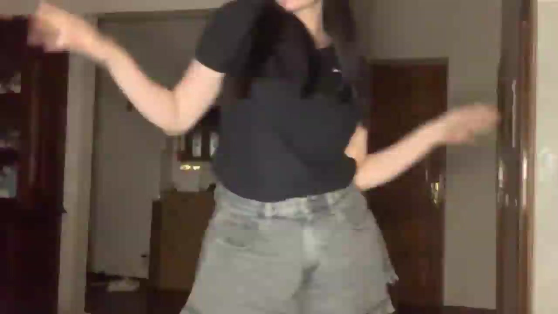 Gallery image thumbnail from PotatoChipss's myfreecams stream on, 06/25/2026, 20:54 image 1 of 20