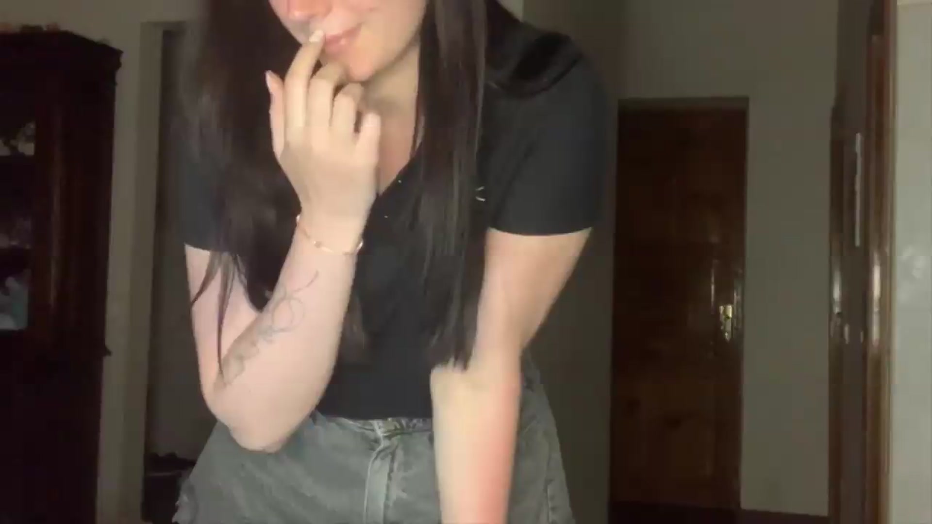 Gallery image thumbnail from PotatoChipss's myfreecams stream on, 06/25/2026, 20:54 image 11 of 20
