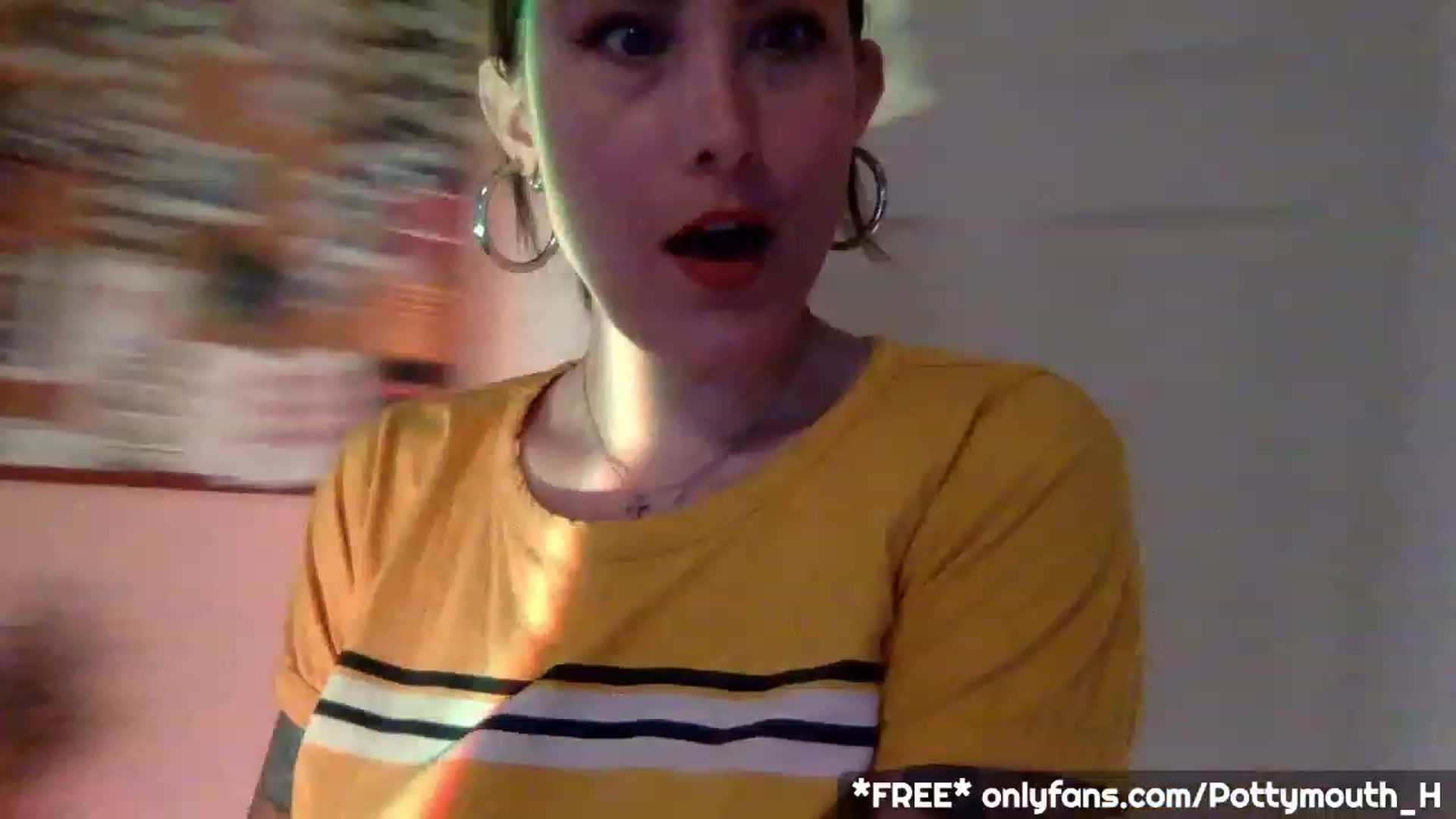 Gallery image thumbnail from Pottymouth_H's myfreecams stream on, 05/04/2023, 21:30 image 15 of 20