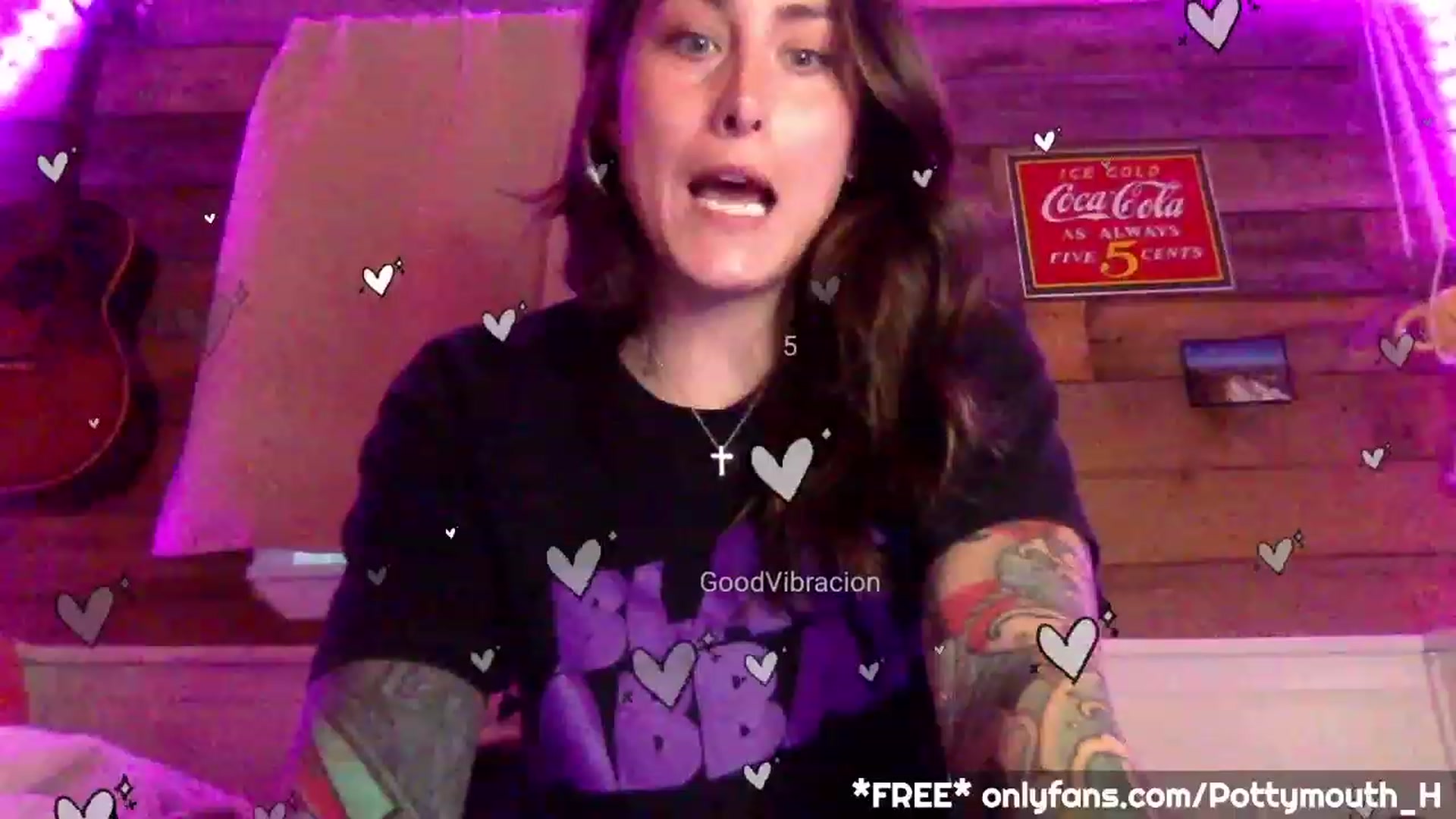 Gallery image thumbnail from Pottymouth_H's myfreecams stream on, 08/25/2023, 01:29 image 1 of 20