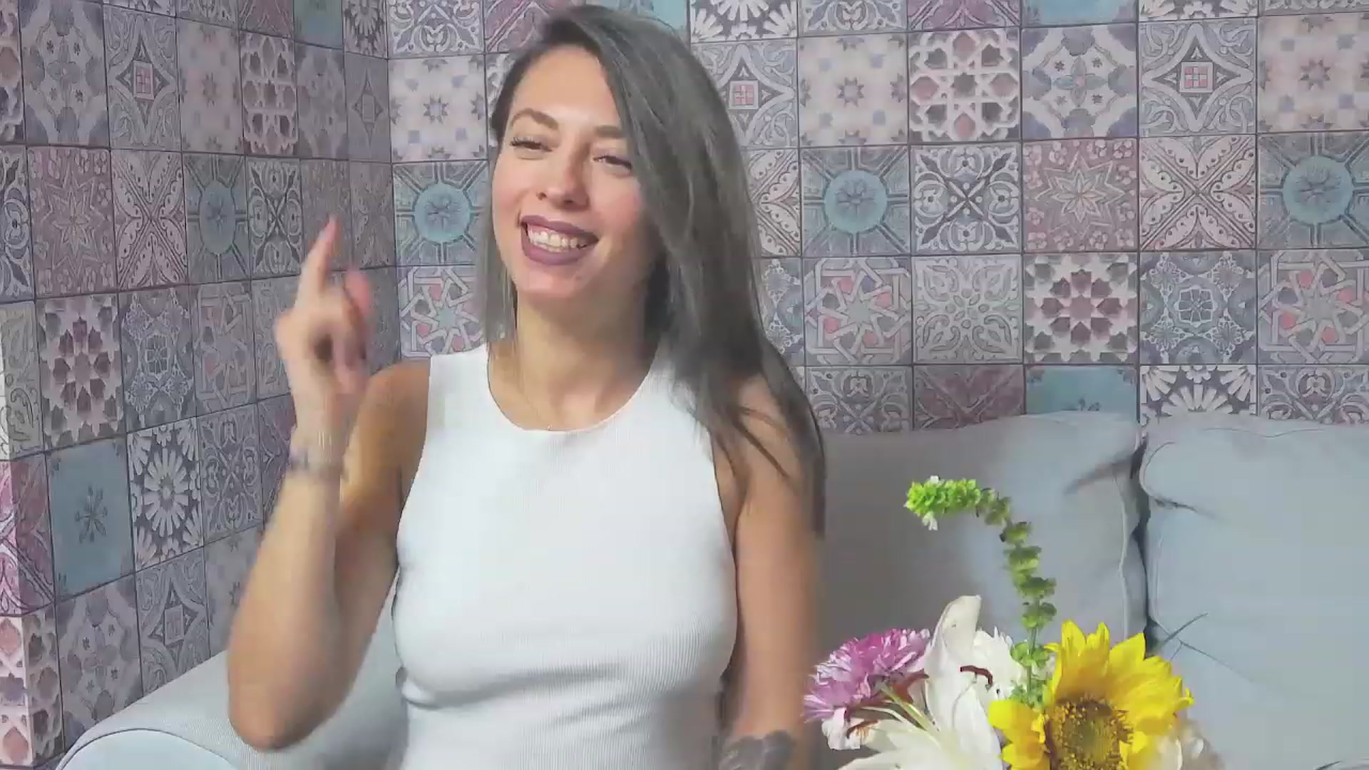 Gallery image thumbnail from PoxyVibe's myfreecams stream on, 11/16/2022, 17:08 image 11 of 20