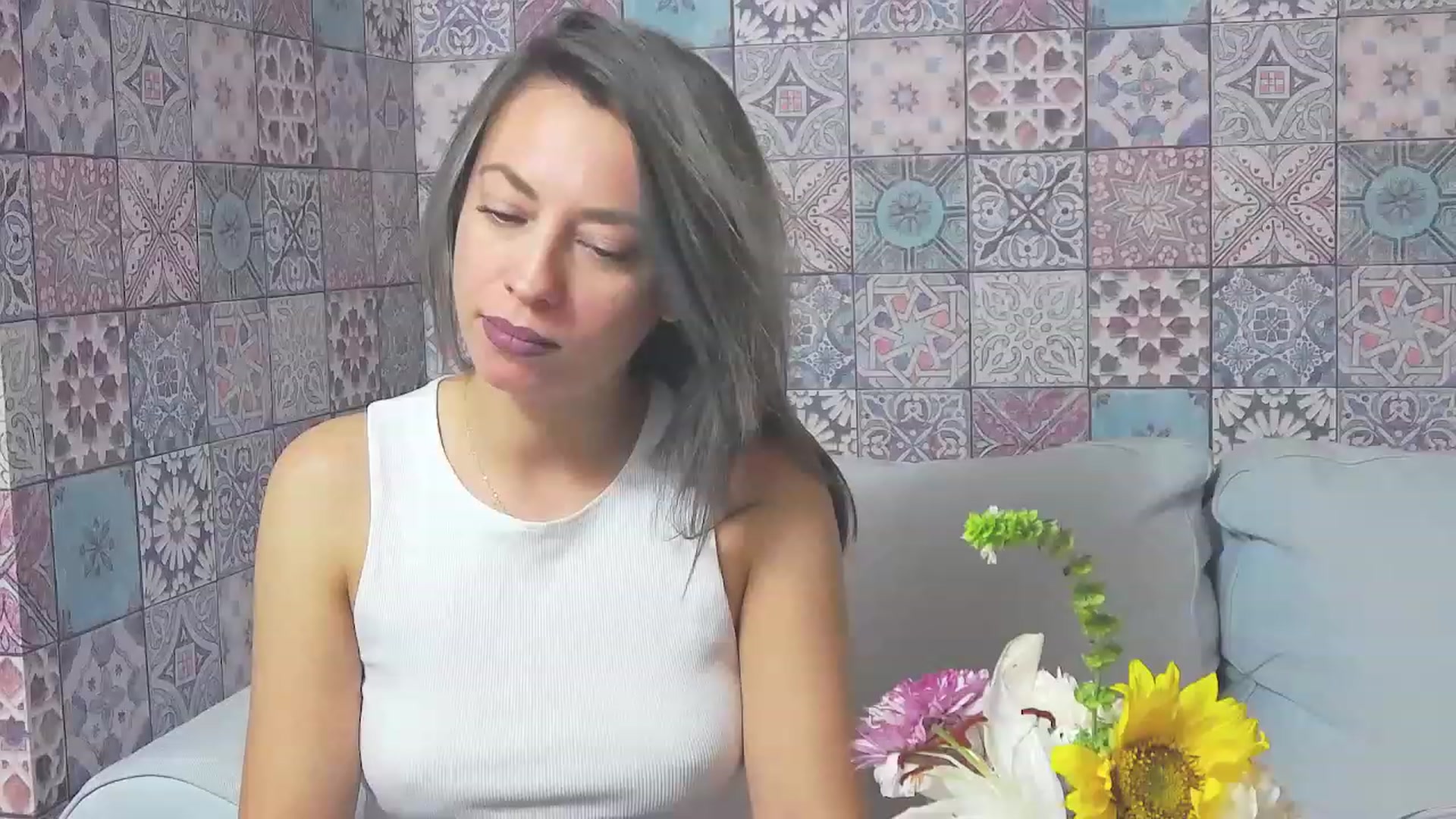 Gallery image thumbnail from PoxyVibe's myfreecams stream on, 11/16/2022, 17:08 image 1 of 20