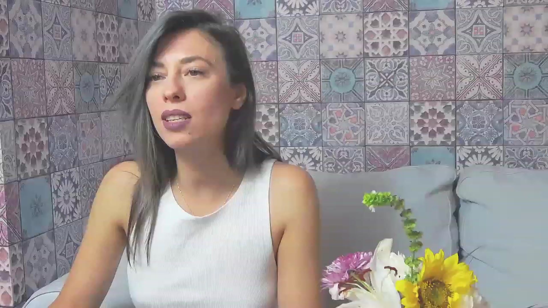 Gallery image thumbnail from PoxyVibe's myfreecams stream on, 11/16/2022, 17:08 image 14 of 20
