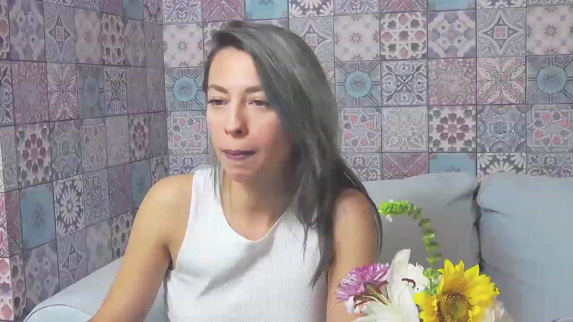 Gallery image thumbnail from PoxyVibe's myfreecams stream on, 11/16/2022, 17:08 image 3 of 20