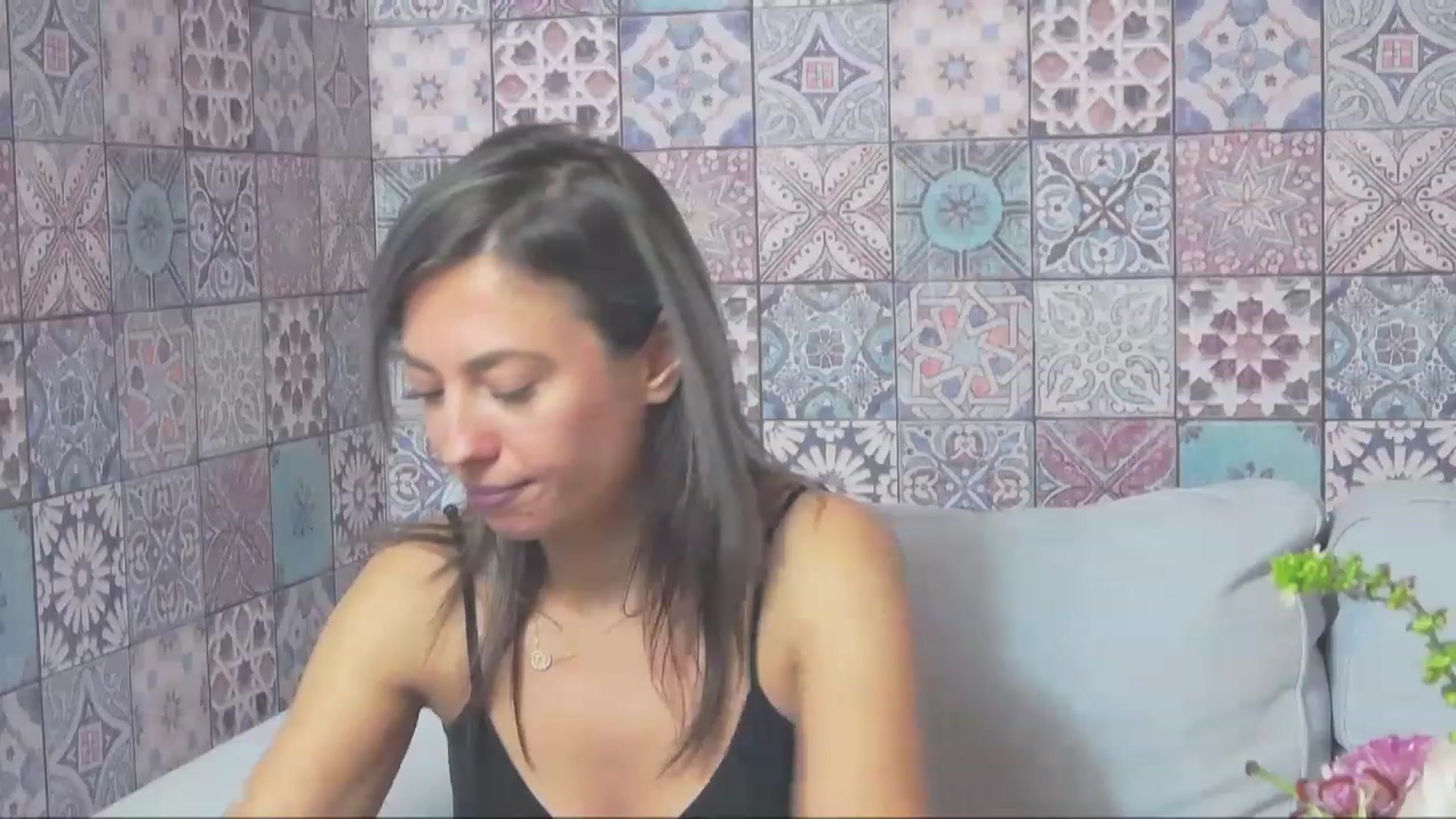 Gallery image thumbnail from PoxyVibe's myfreecams stream on, 11/16/2022, 20:47 image 12 of 20