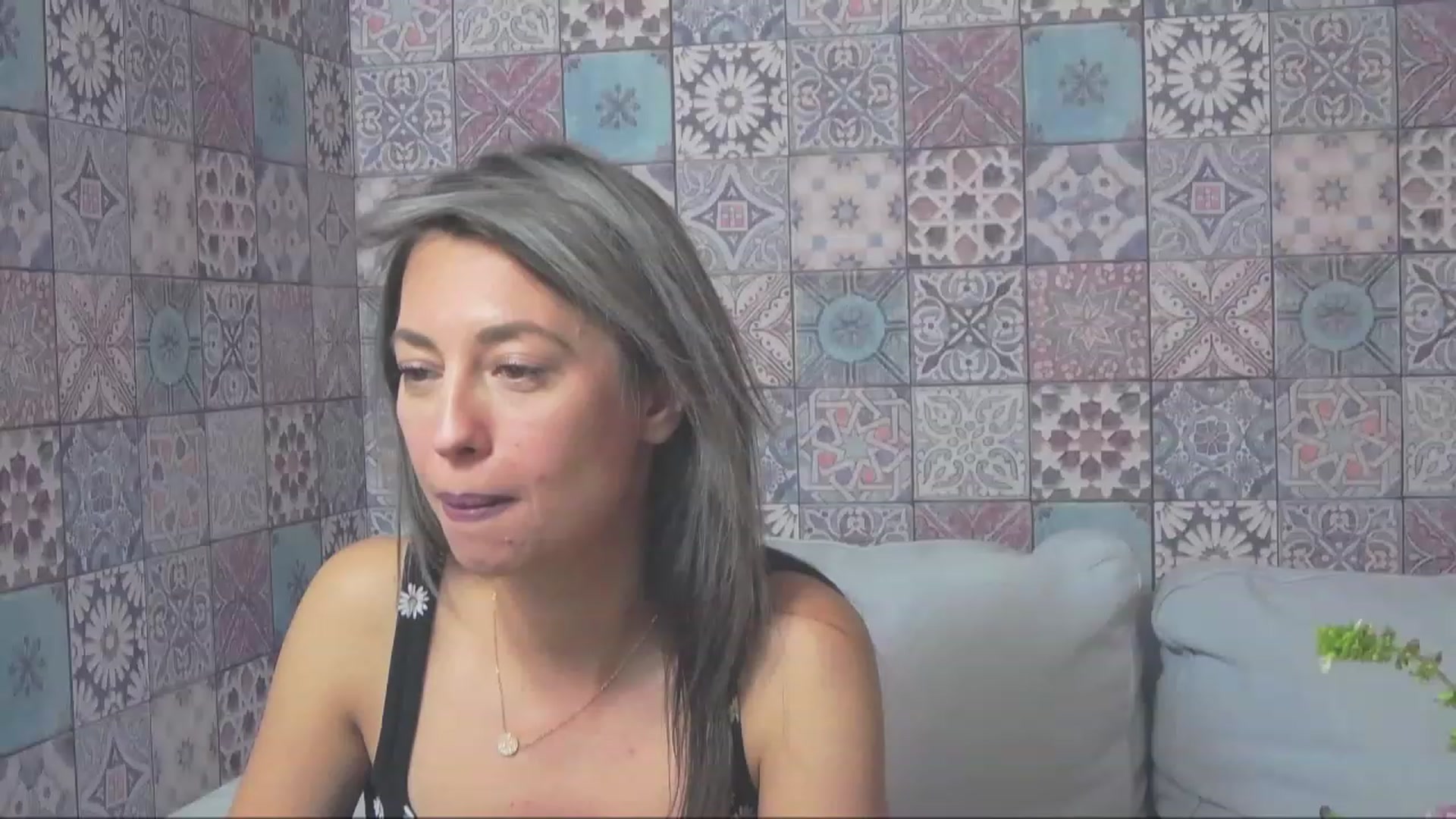 Gallery image thumbnail from PoxyVibe's myfreecams stream on, 11/16/2022, 20:47 image 20 of 20