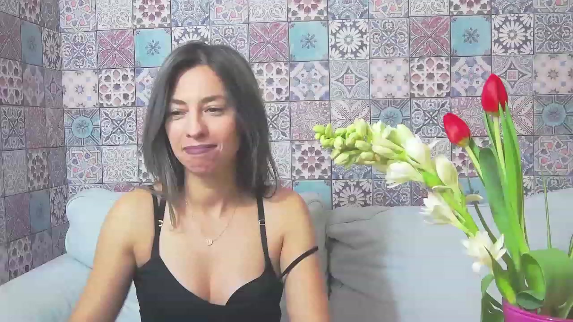 Gallery image thumbnail from PoxyVibe's myfreecams stream on, 11/17/2022, 21:02 image 1 of 20