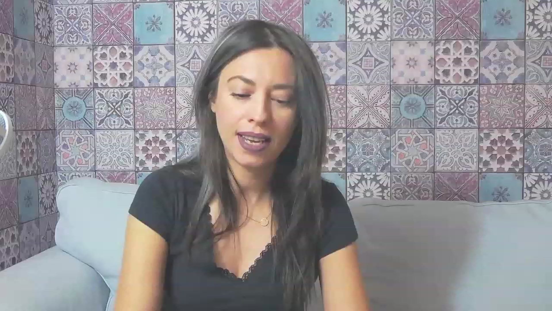Gallery image thumbnail from PoxyVibe's myfreecams stream on, 11/18/2022, 16:19 image 14 of 20