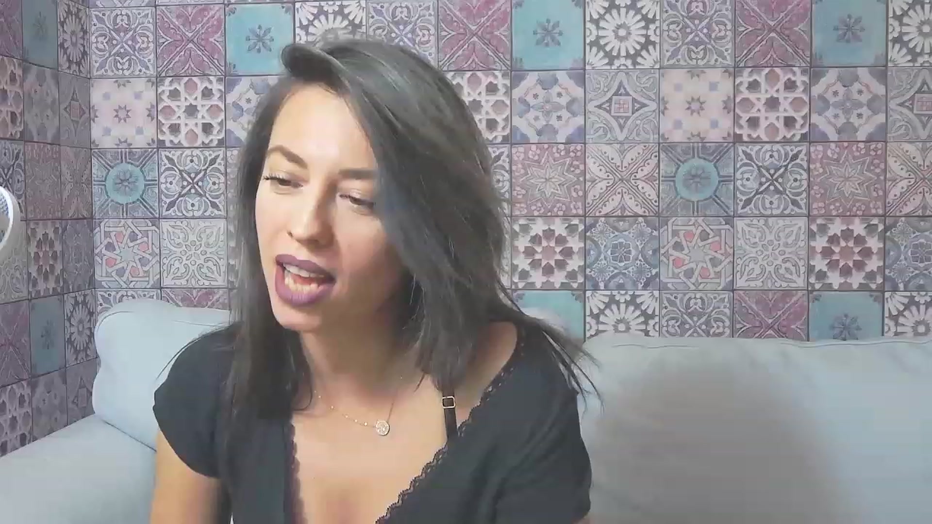 Gallery image thumbnail from PoxyVibe's myfreecams stream on, 11/18/2022, 16:19 image 10 of 20