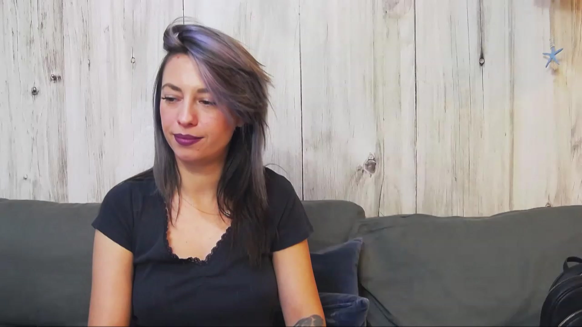 Gallery image thumbnail from PoxyVibe's myfreecams stream on, 12/02/2022, 16:13 image 19 of 20