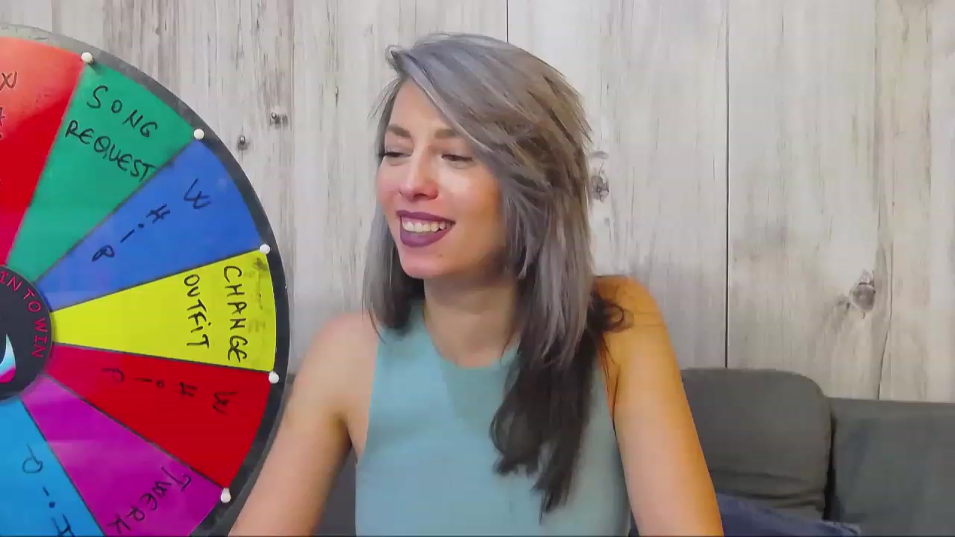Gallery image thumbnail from PoxyVibe's myfreecams stream on, 12/05/2022, 18:23 image 15 of 20