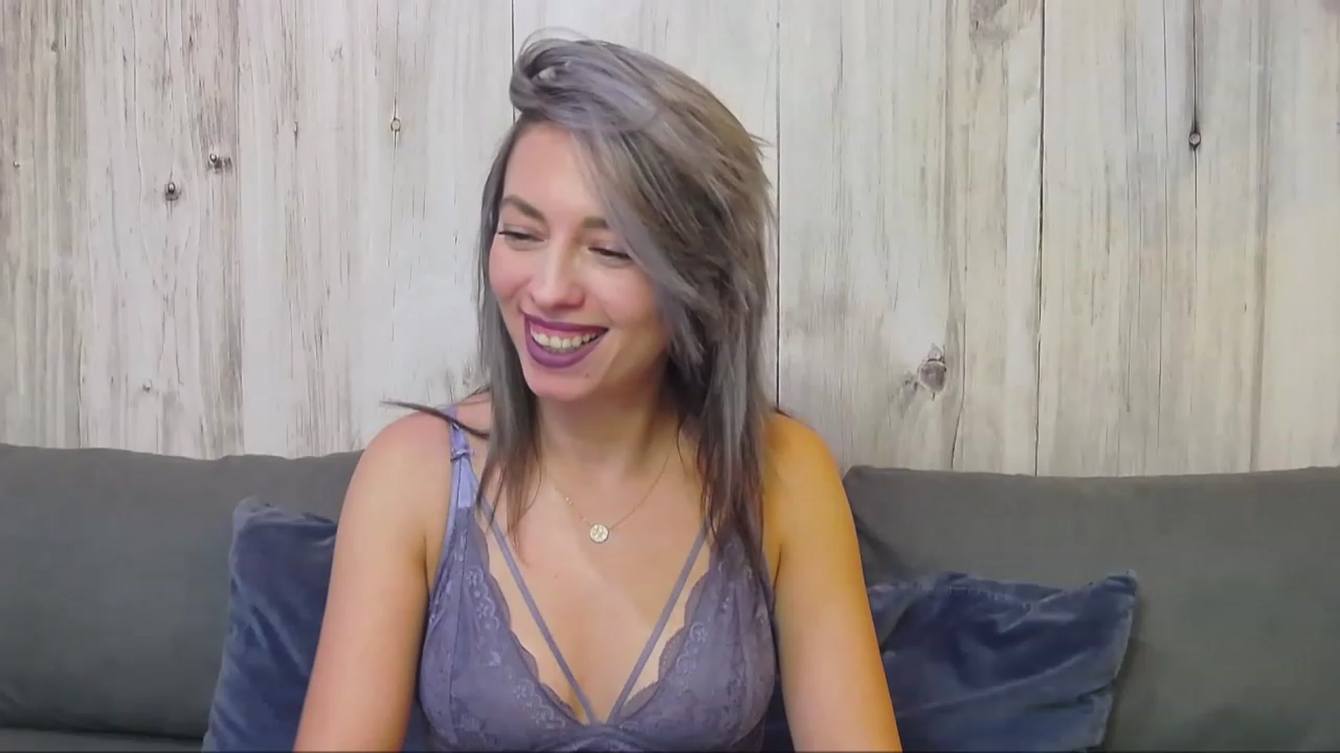 Gallery image thumbnail from PoxyVibe's myfreecams stream on, 12/06/2022, 15:51 image 3 of 20