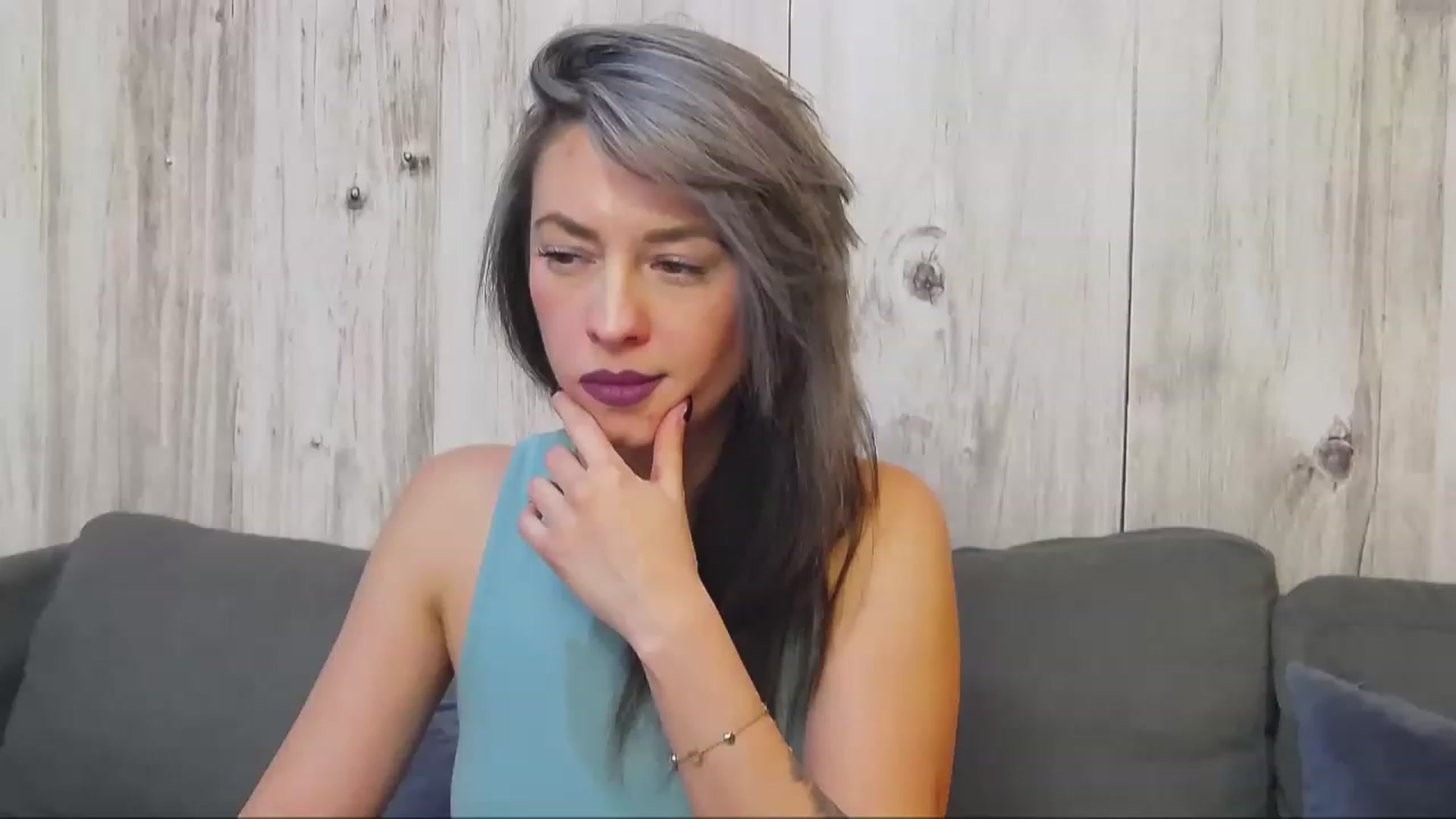 Gallery image thumbnail from PoxyVibe's myfreecams stream on, 12/09/2022, 17:31 image 17 of 20