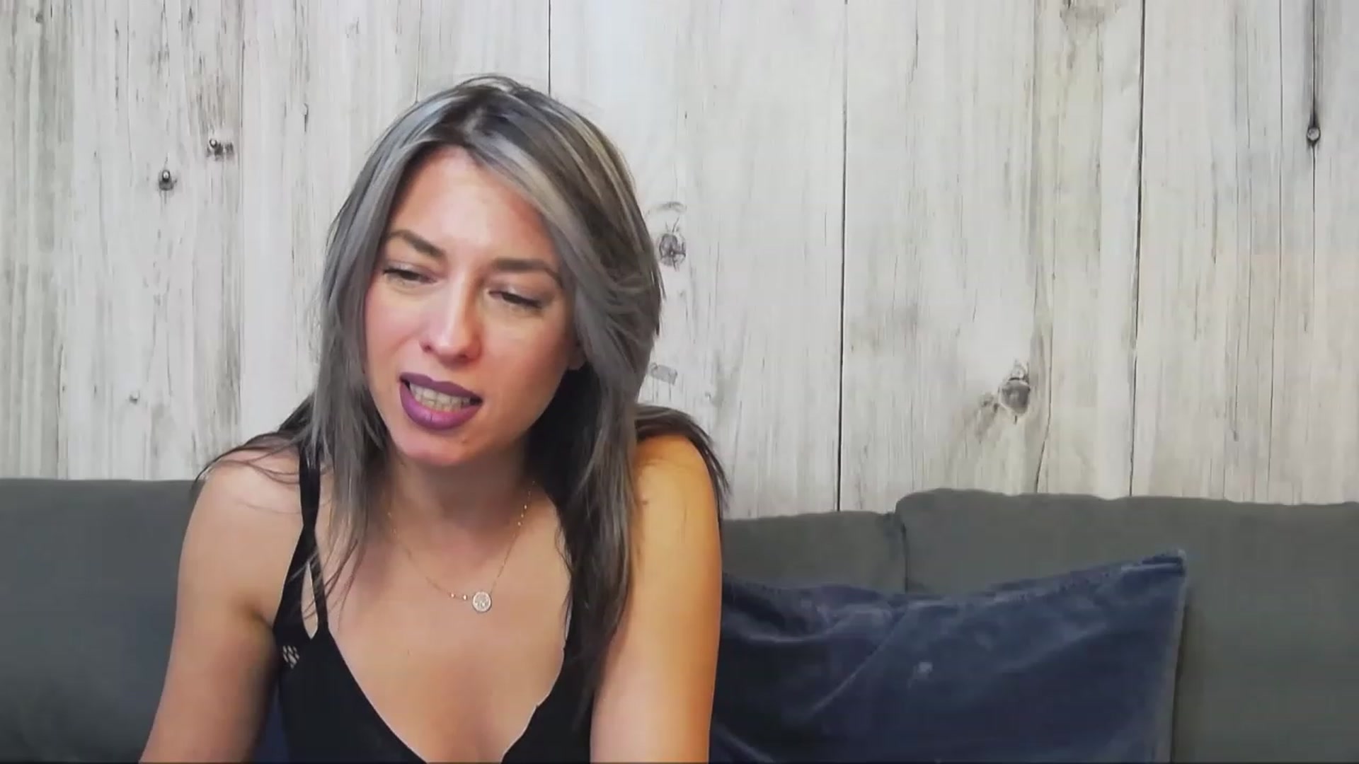 Gallery image thumbnail from PoxyVibe's myfreecams stream on, 12/15/2022, 20:01 image 6 of 20
