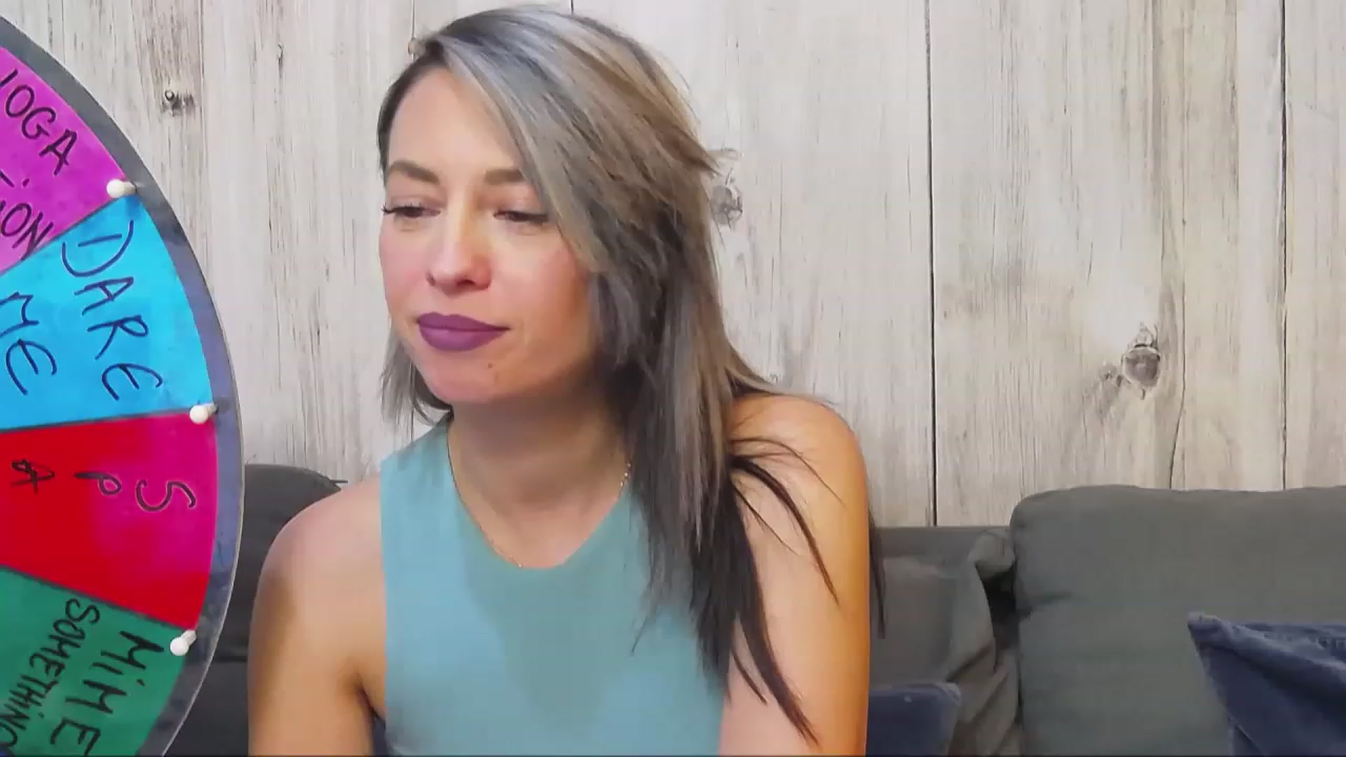 Gallery image thumbnail from PoxyVibe's myfreecams stream on, 12/19/2022, 20:43 image 9 of 20