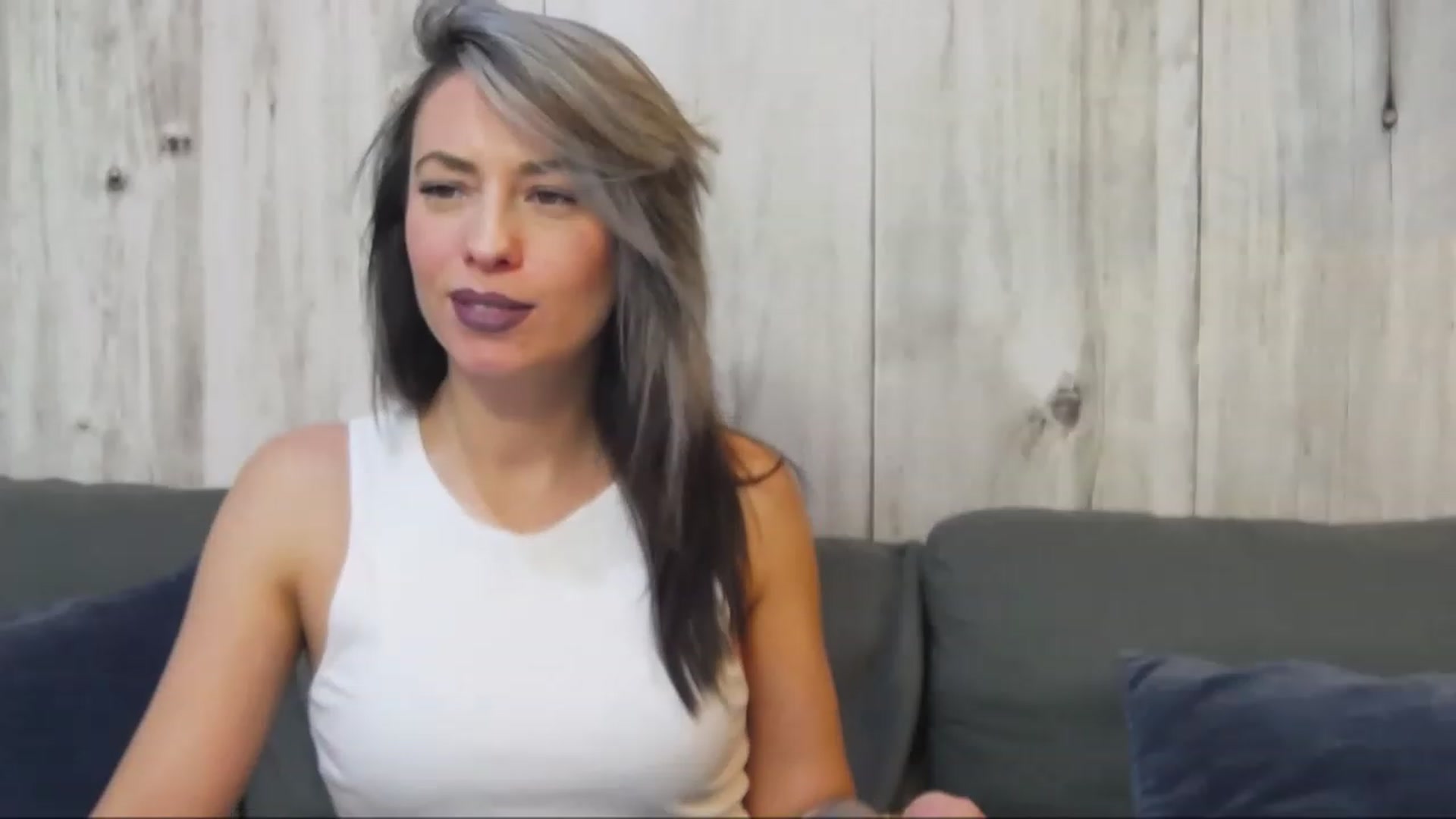 Gallery image thumbnail from PoxyVibe's myfreecams stream on, 12/20/2022, 15:58 image 8 of 20