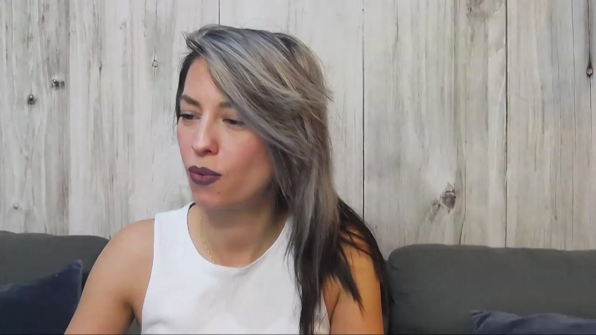 Gallery image thumbnail from PoxyVibe's myfreecams stream on, 12/20/2022, 15:58 image 17 of 20