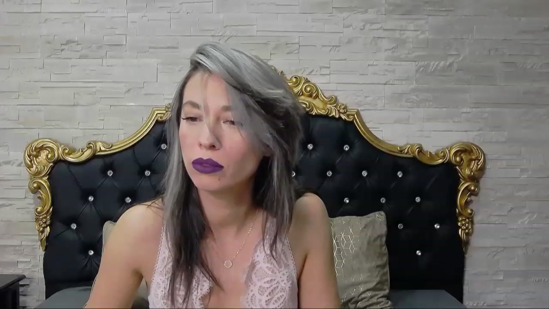 Gallery image thumbnail from PoxyVibe's myfreecams stream on, 12/21/2022, 16:04 image 1 of 20
