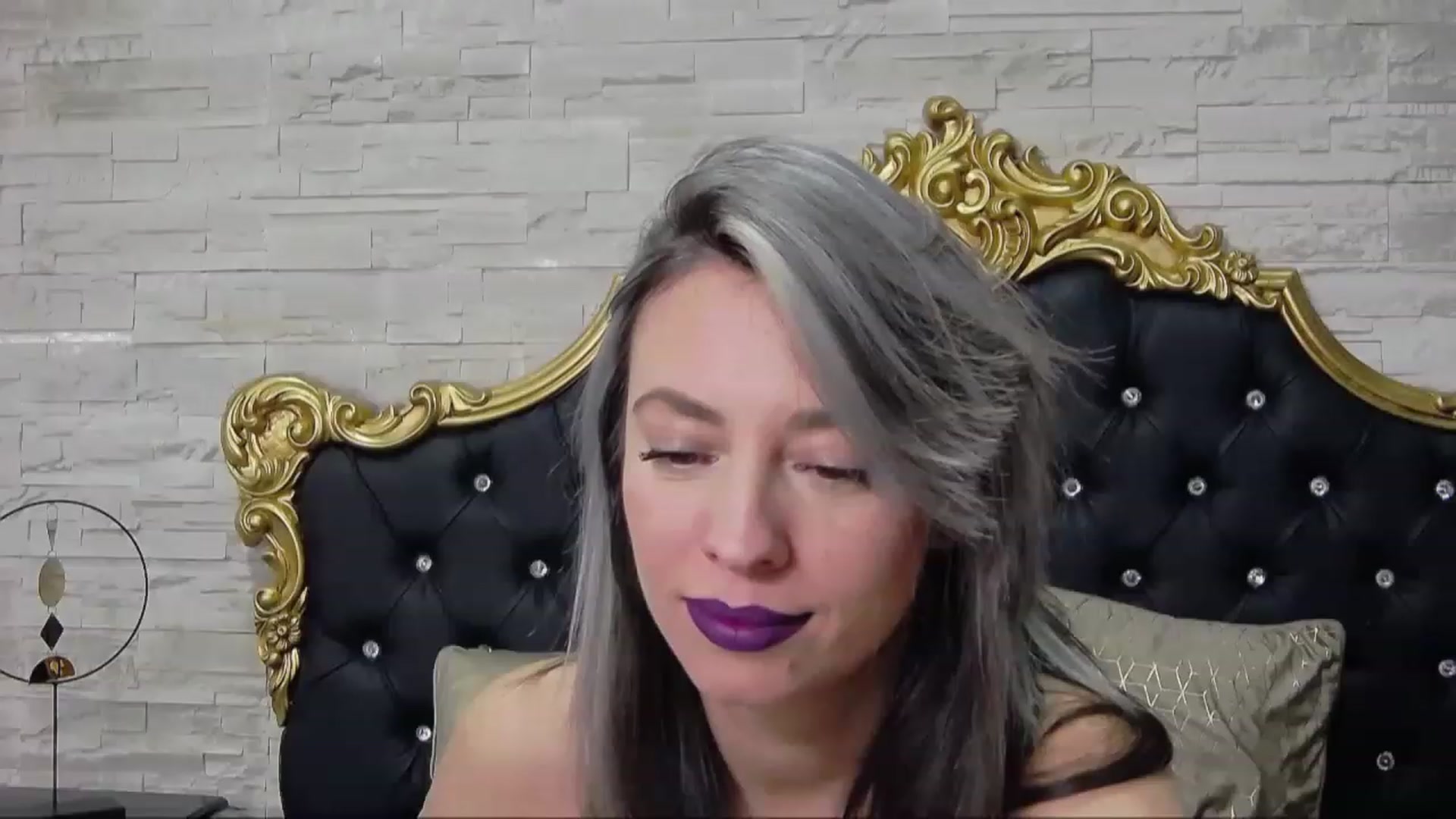 Gallery image thumbnail from PoxyVibe's myfreecams stream on, 12/21/2022, 18:59 image 5 of 20