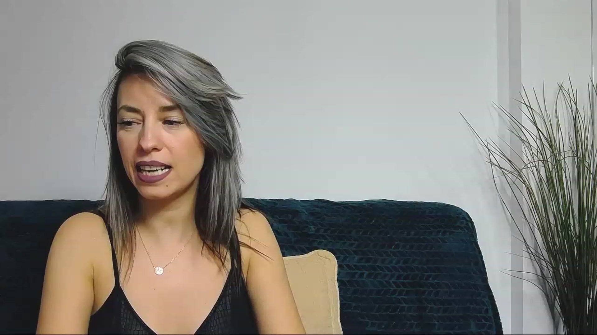 Gallery image thumbnail from PoxyVibe's myfreecams stream on, 12/22/2022, 19:04 image 17 of 20