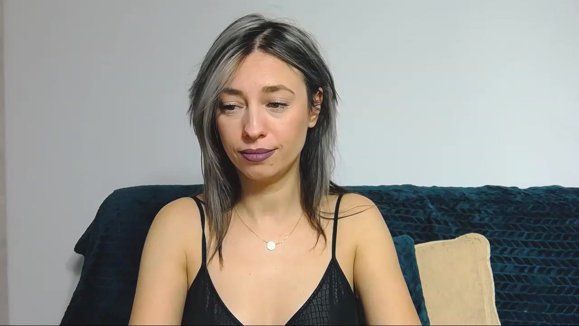 Gallery image thumbnail from PoxyVibe's myfreecams stream on, 12/22/2022, 19:04 image 12 of 20