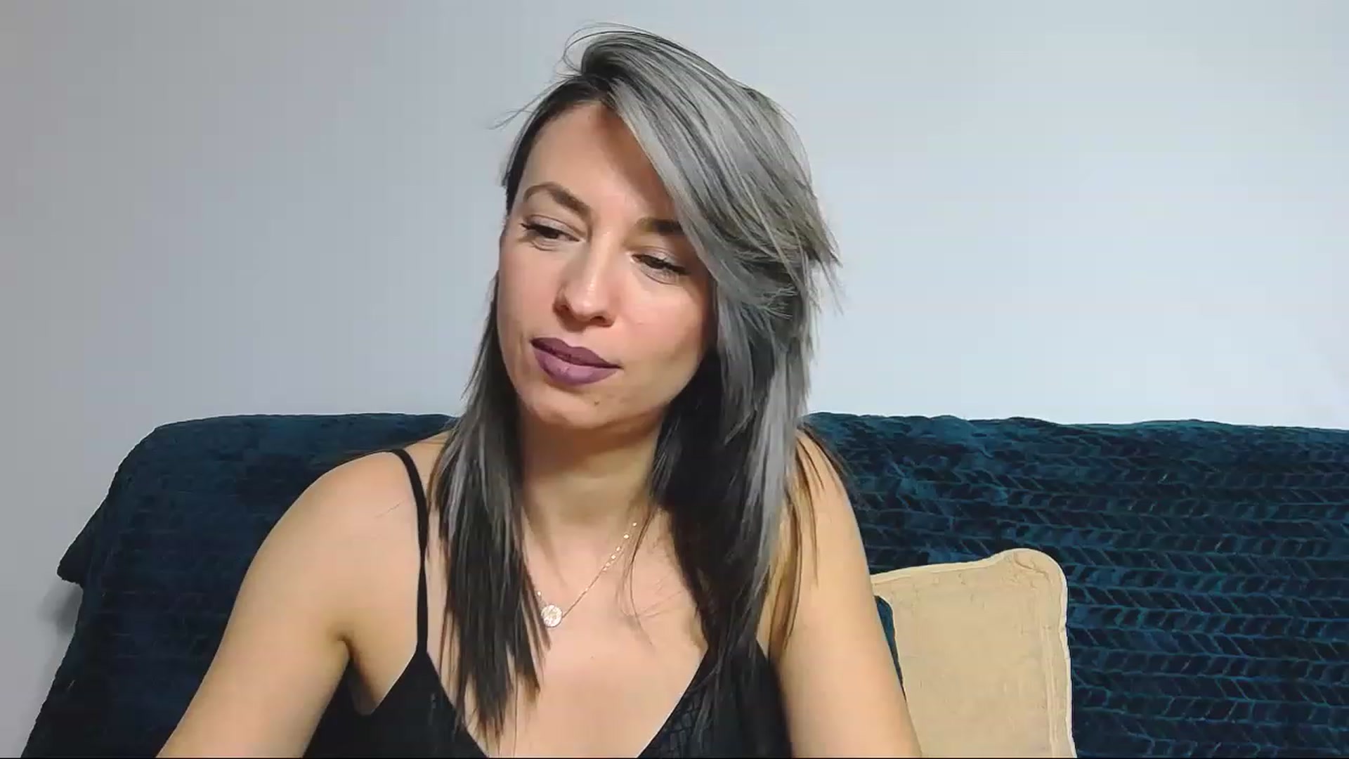 Gallery image thumbnail from PoxyVibe's myfreecams stream on, 12/22/2022, 19:04 image 19 of 20