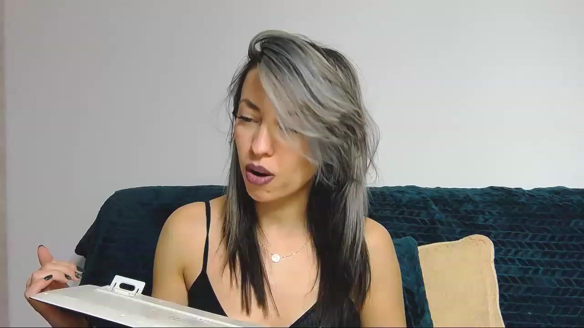 Gallery image thumbnail from PoxyVibe's myfreecams stream on, 12/22/2022, 19:04 image 13 of 20