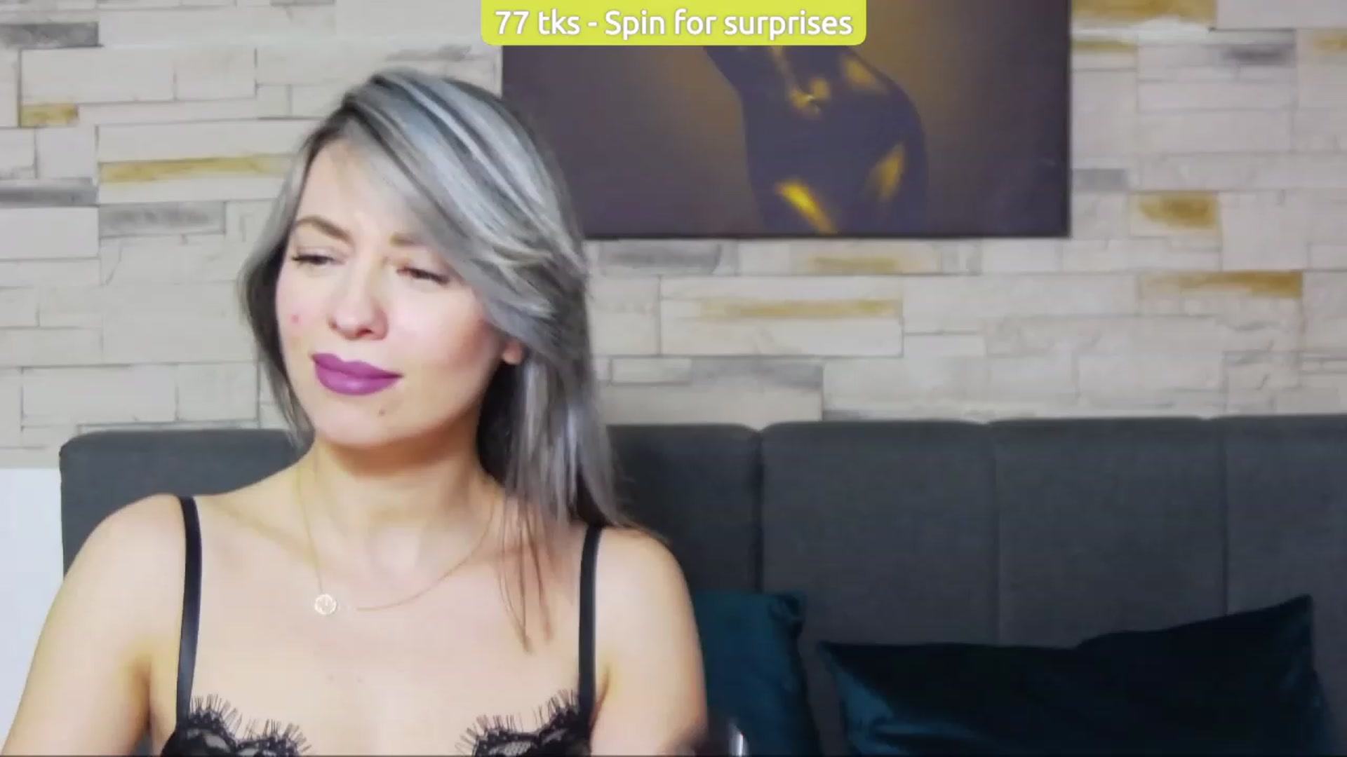 Gallery image thumbnail from PoxyVibe's myfreecams stream on, 12/29/2022, 16:08 image 12 of 20