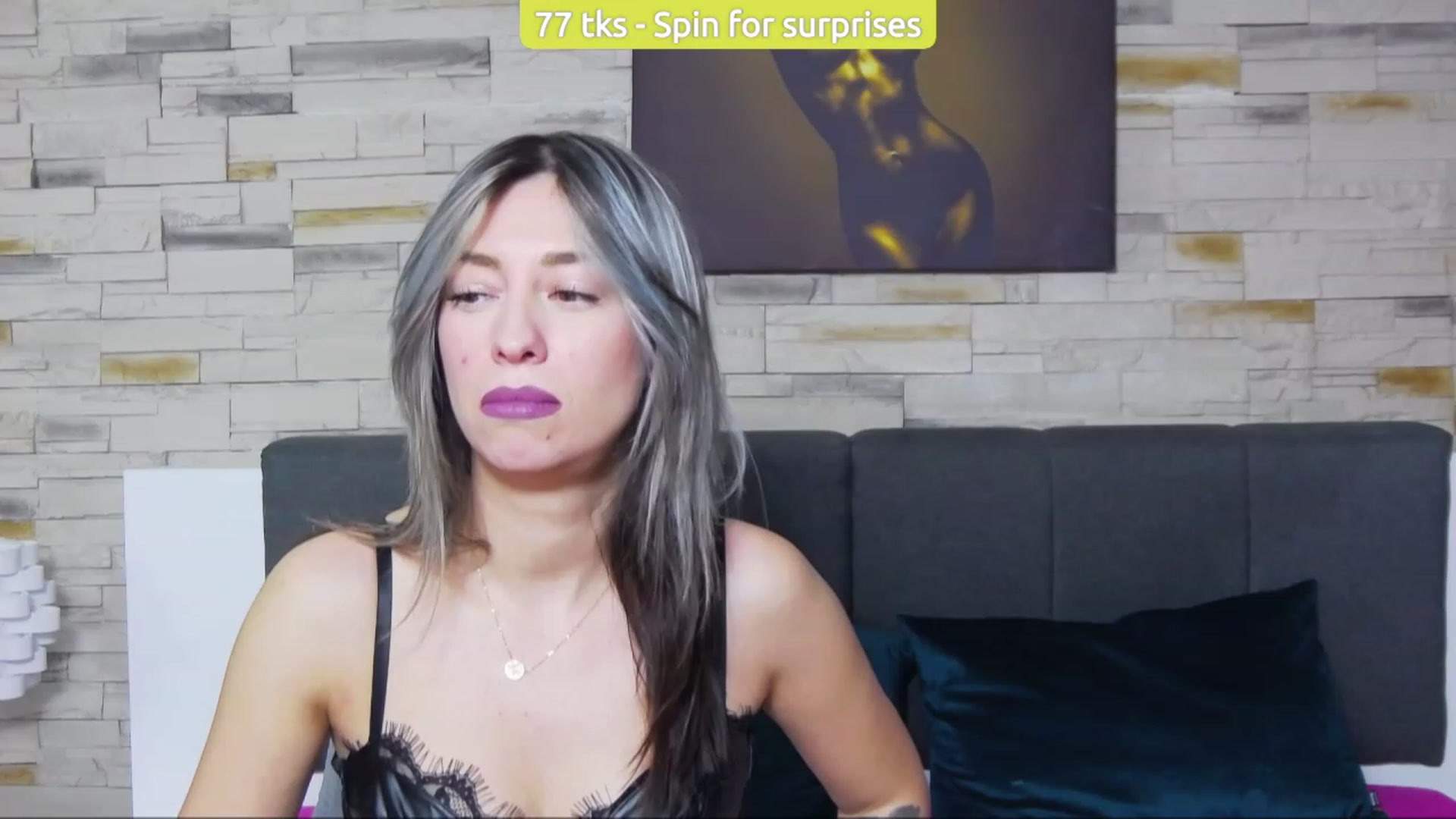 Gallery image thumbnail from PoxyVibe's myfreecams stream on, 12/29/2022, 19:14 image 8 of 20