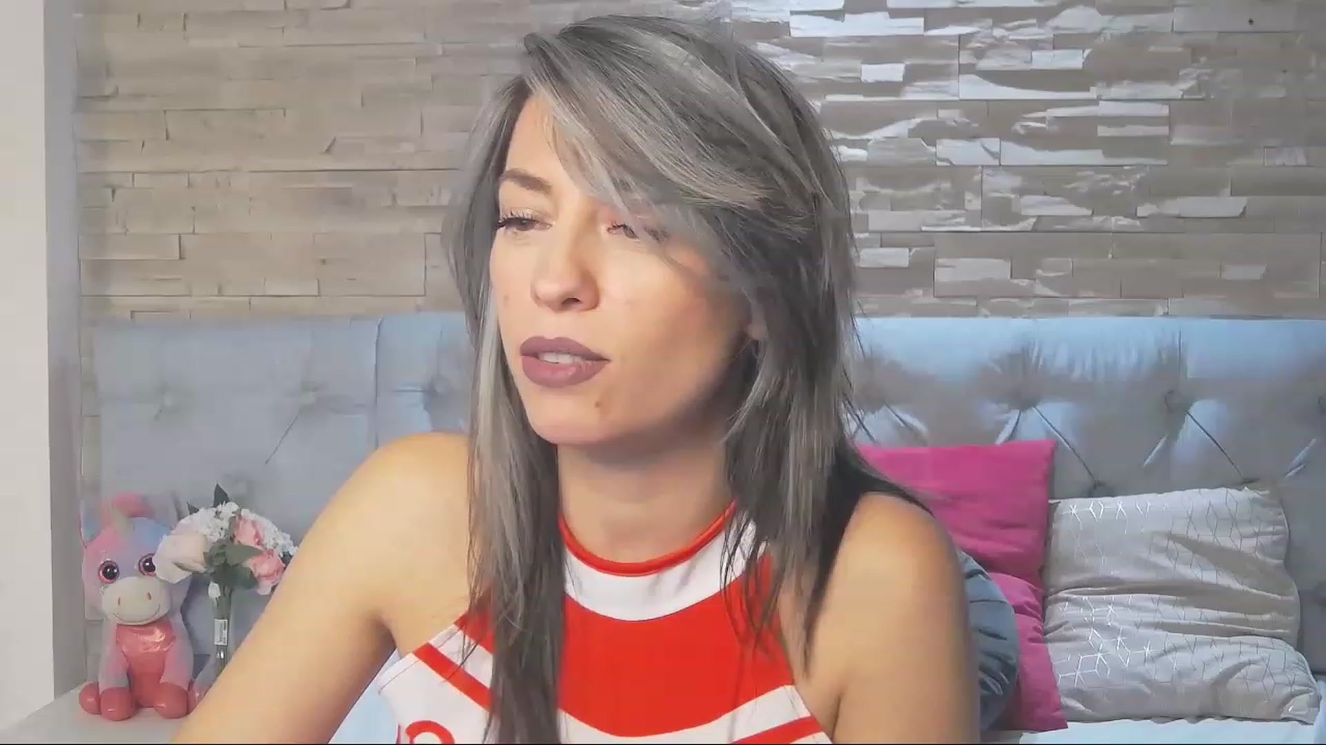 Gallery image thumbnail from PoxyVibe's myfreecams stream on, 12/30/2022, 19:45 image 17 of 20