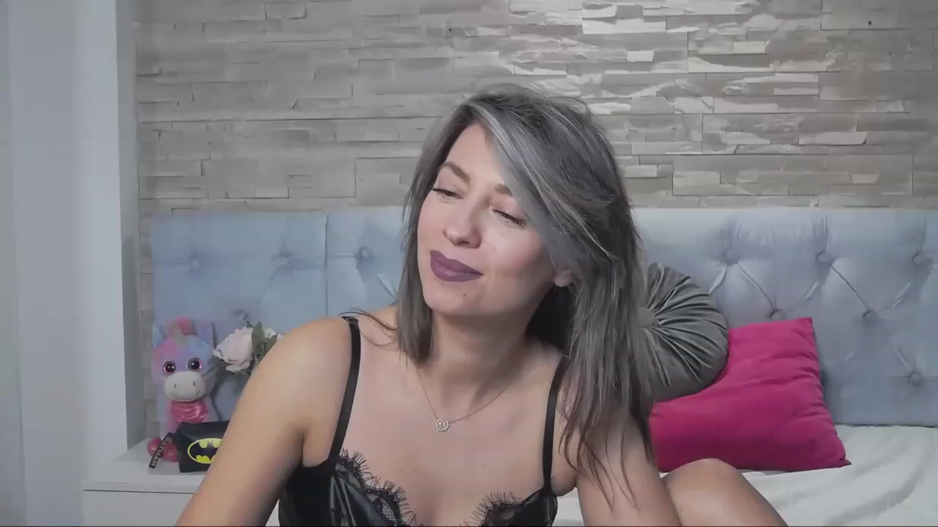 Gallery image thumbnail from PoxyVibe's myfreecams stream on, 01/04/2023, 15:50 image 19 of 20