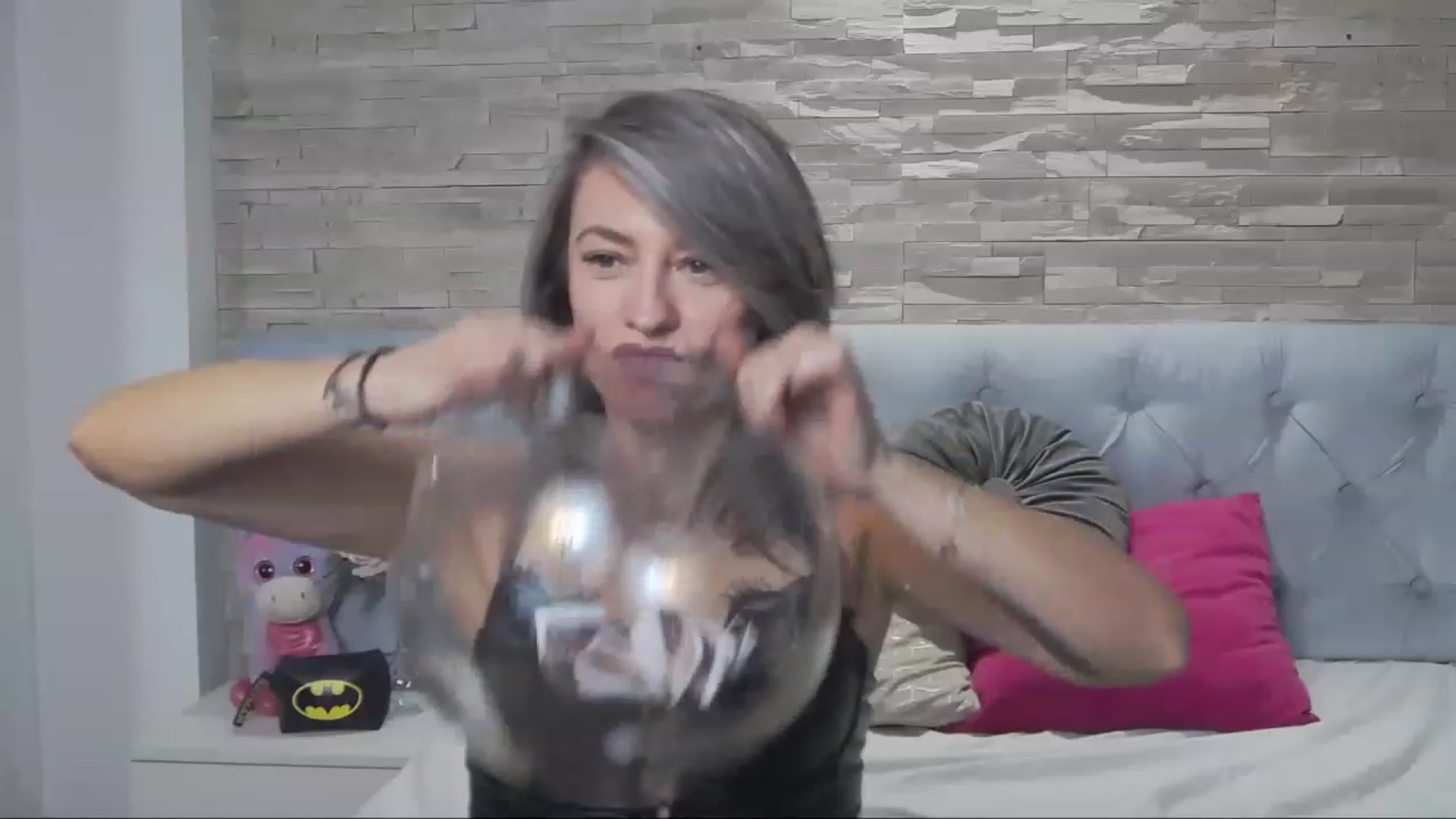 Gallery image thumbnail from PoxyVibe's myfreecams stream on, 01/04/2023, 15:50 image 15 of 20