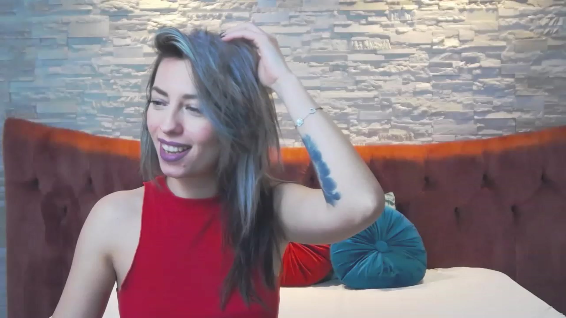 Gallery image thumbnail from PoxyVibe's myfreecams stream on, 01/10/2023, 16:12 image 8 of 20