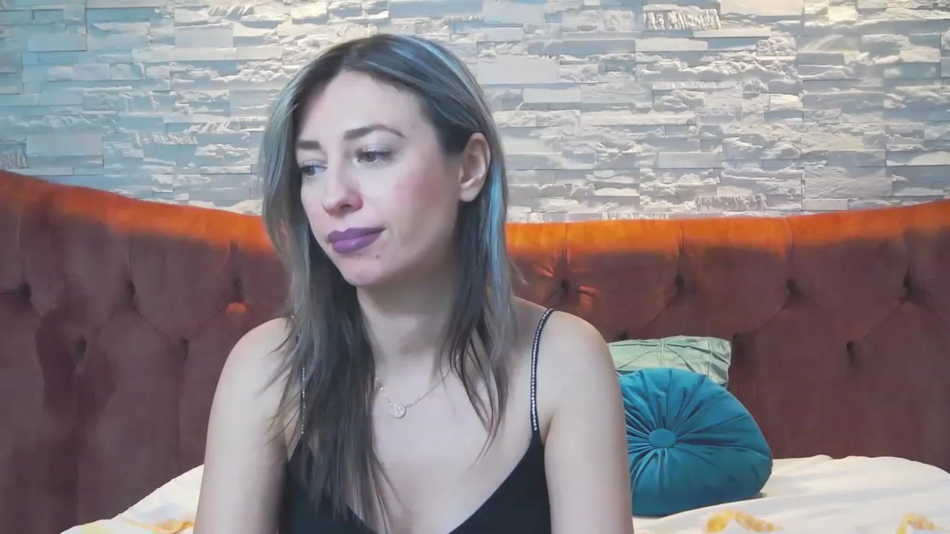 Gallery image thumbnail from PoxyVibe's myfreecams stream on, 01/10/2023, 20:41 image 19 of 20