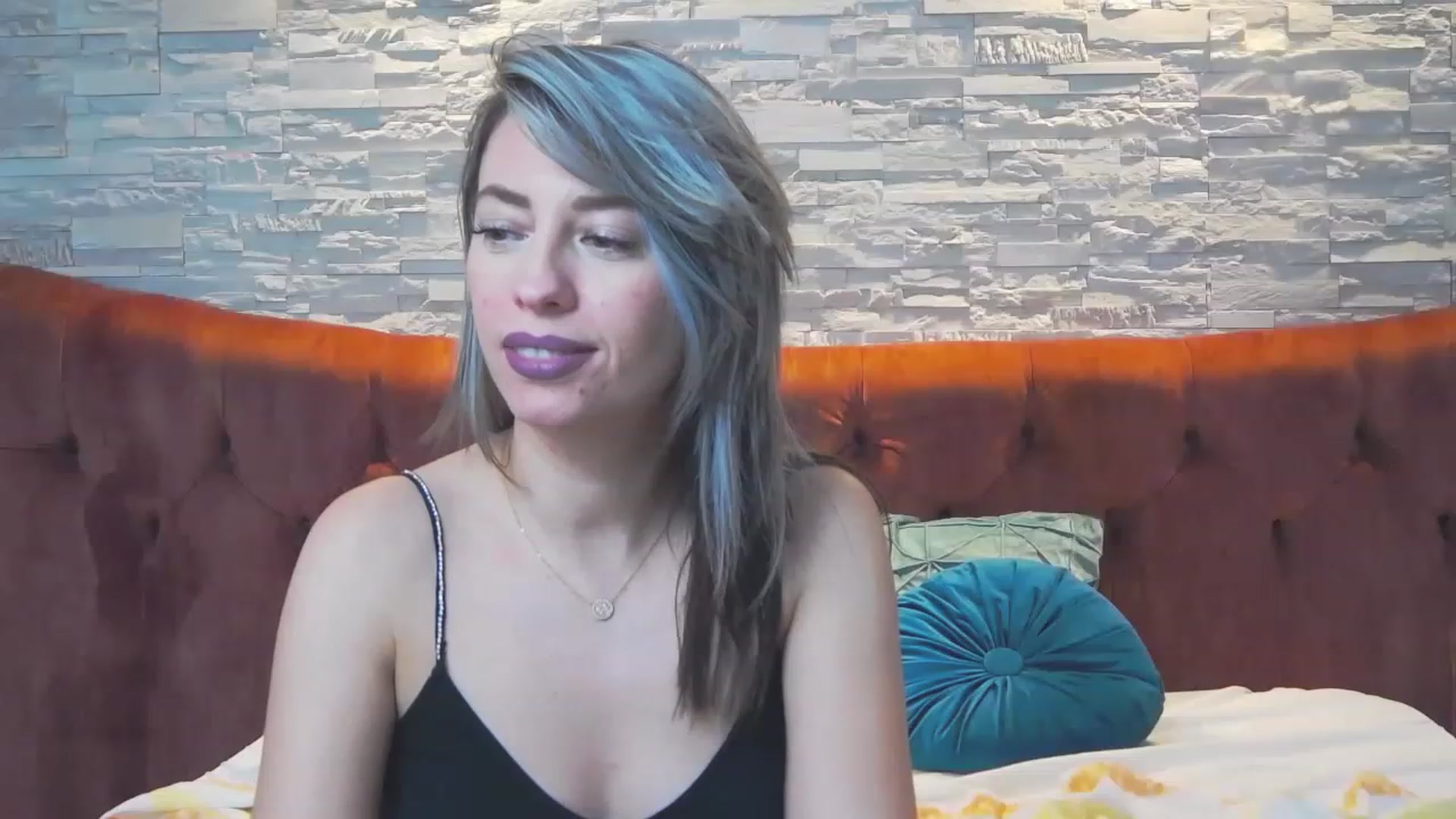 Gallery image thumbnail from PoxyVibe's myfreecams stream on, 01/10/2023, 20:41 image 14 of 20