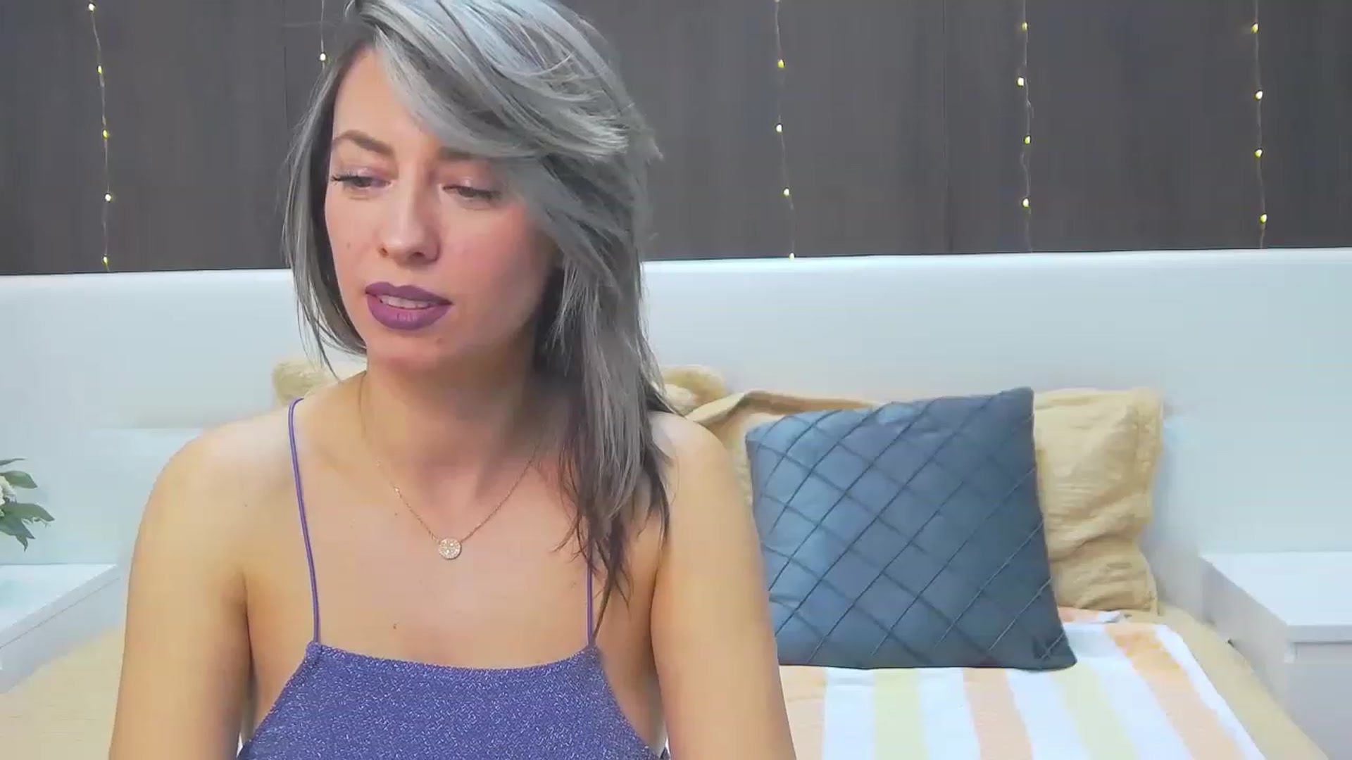 Gallery image thumbnail from PoxyVibe's myfreecams stream on, 01/12/2023, 20:06 image 15 of 20