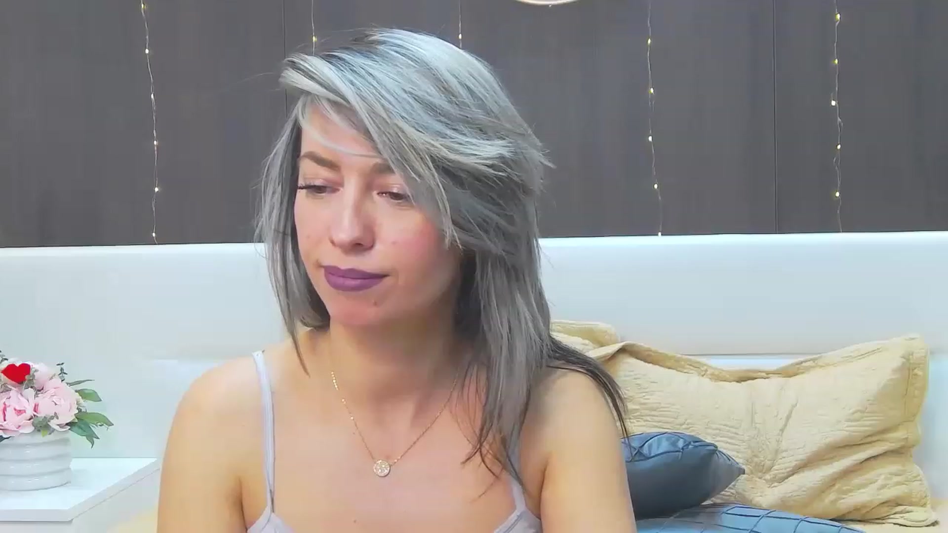 Gallery image thumbnail from PoxyVibe's myfreecams stream on, 01/12/2023, 20:53 image 20 of 20