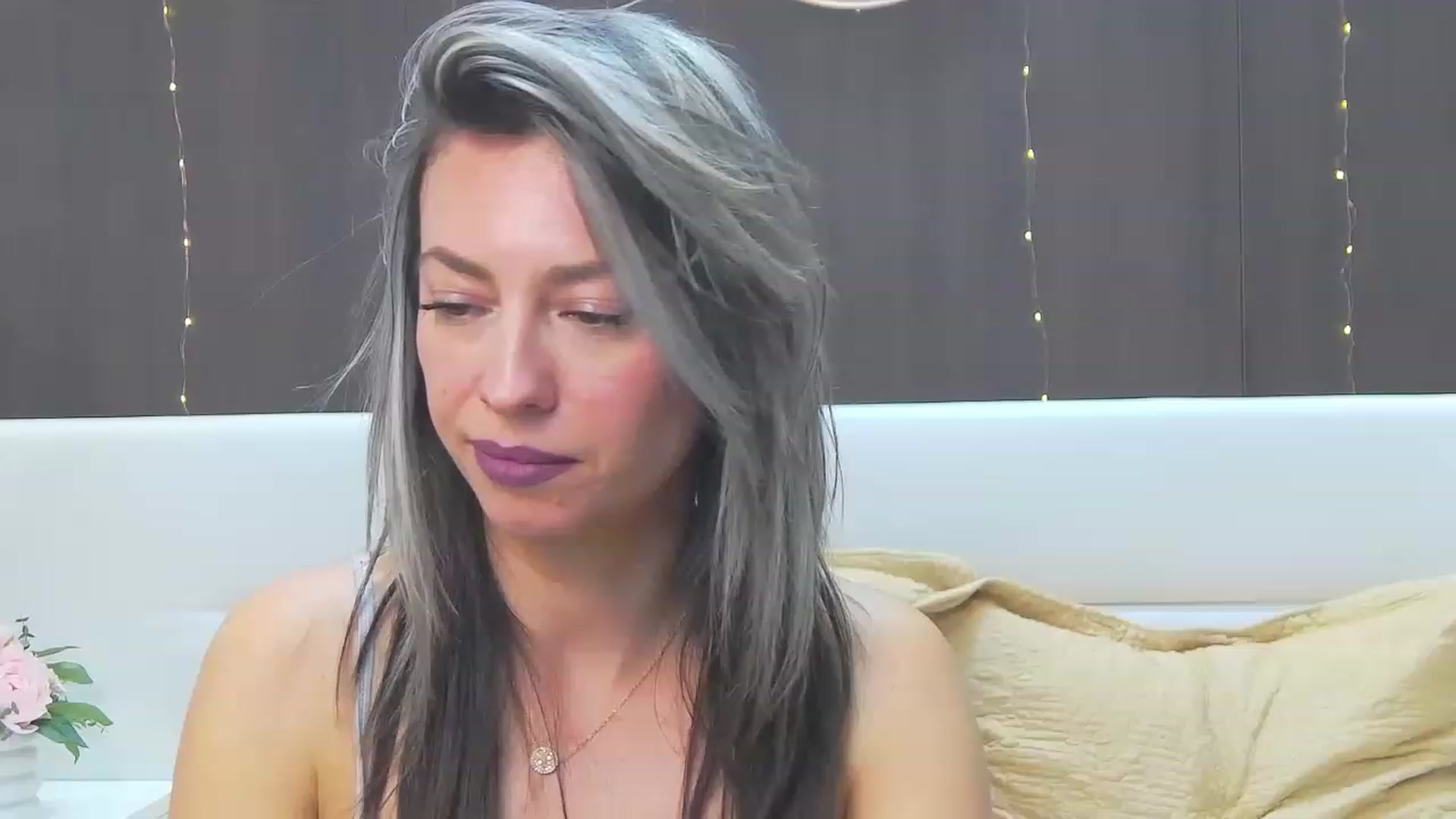 Gallery image thumbnail from PoxyVibe's myfreecams stream on, 01/12/2023, 20:53 image 15 of 20